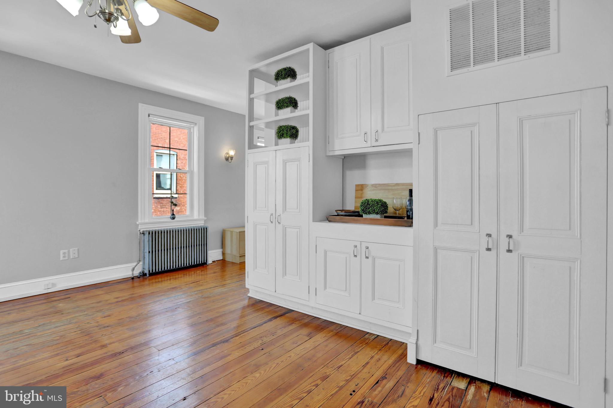 BUTCHERS HILL - Residential