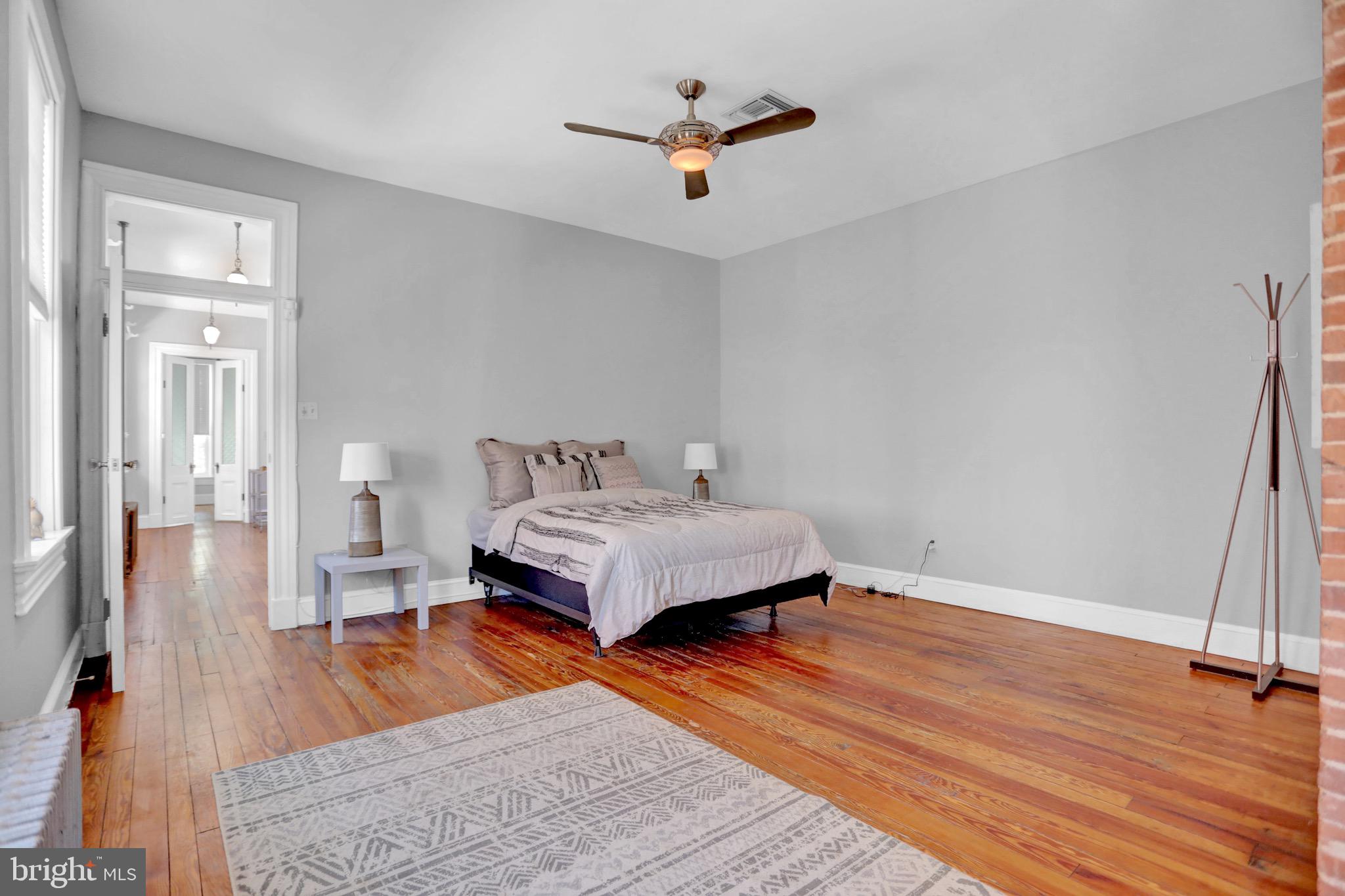 BUTCHERS HILL - Residential