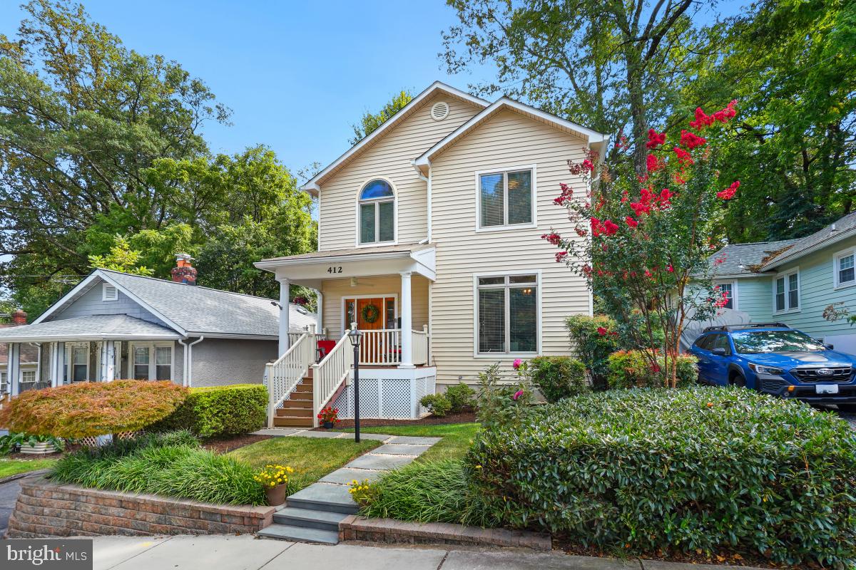 412 SILVER SPRING AVENUE