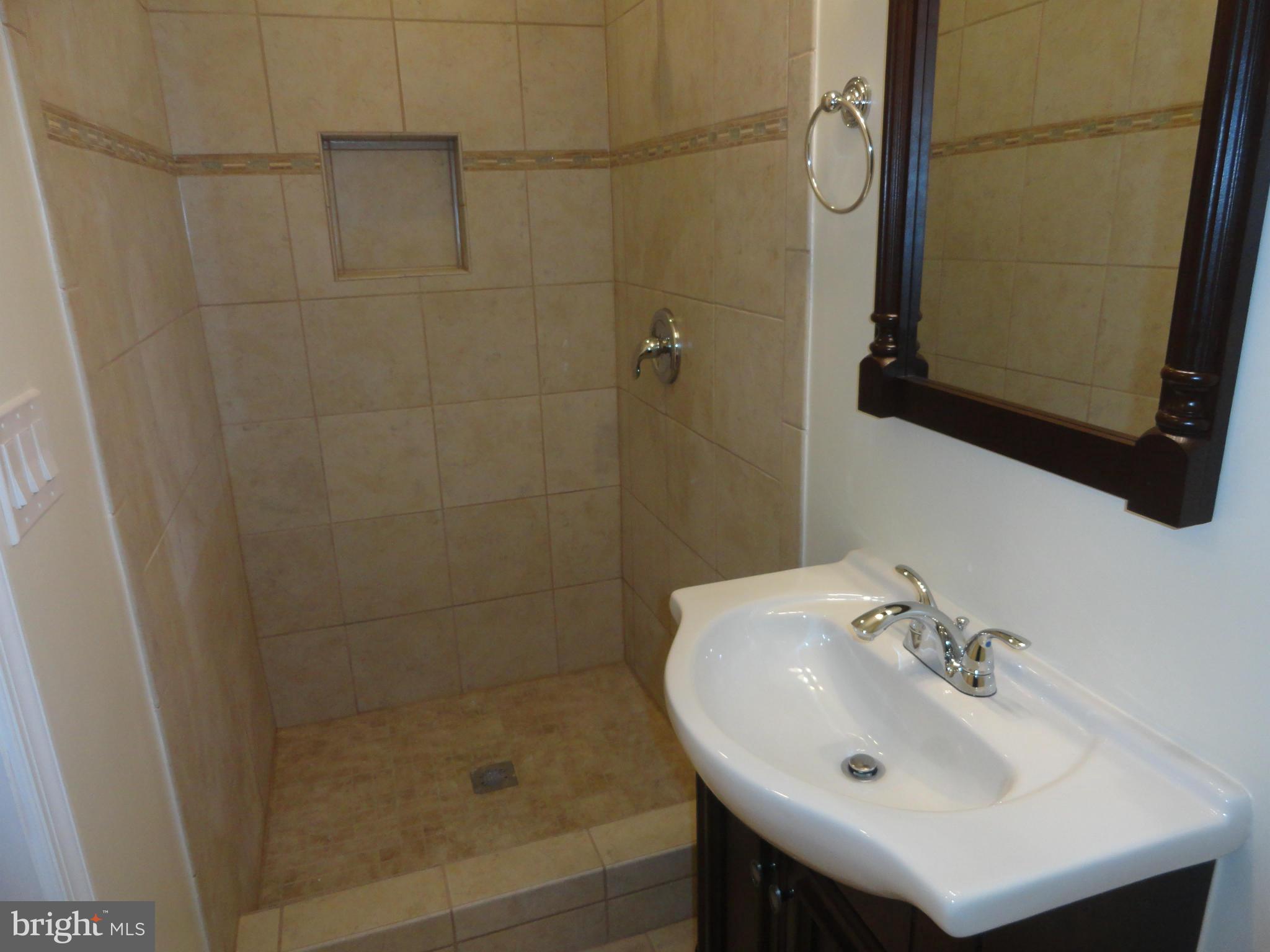 OAKLEIGH - Residential