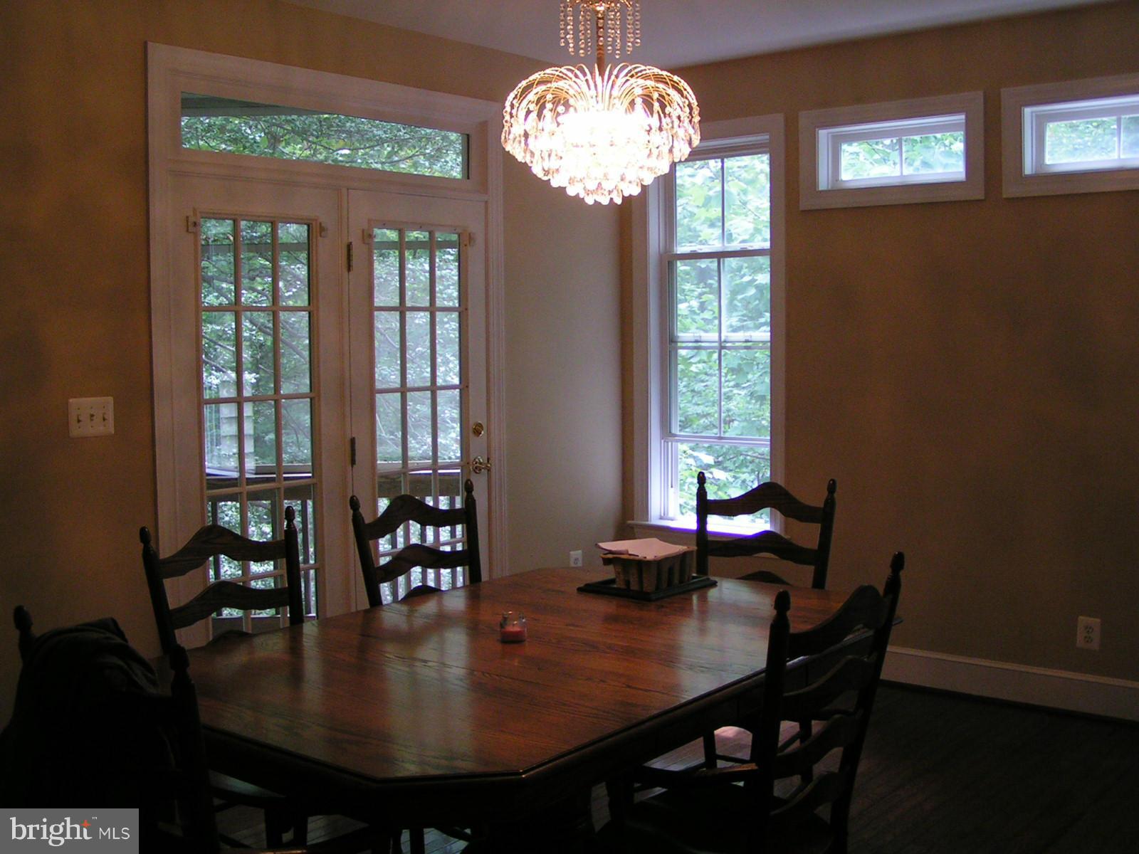 ESPERANZA FARMS - Residential Lease