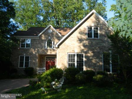 ESPERANZA FARMS - Residential Lease