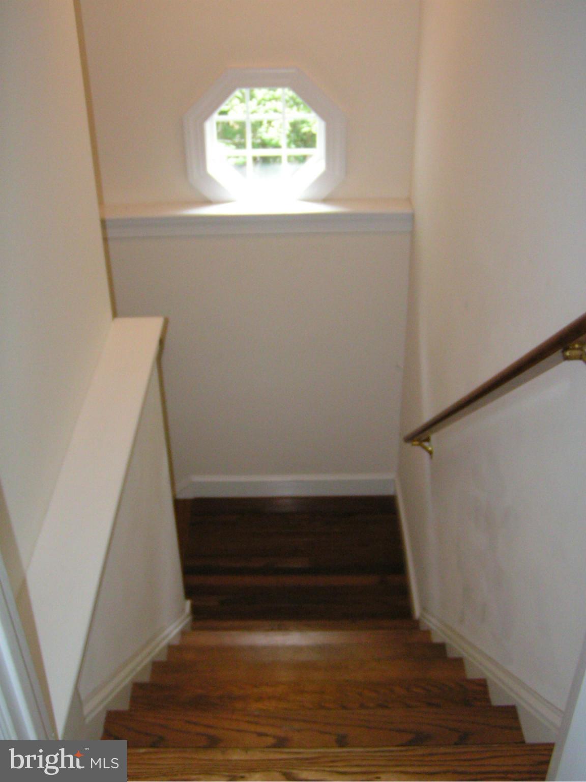 ESPERANZA FARMS - Residential Lease