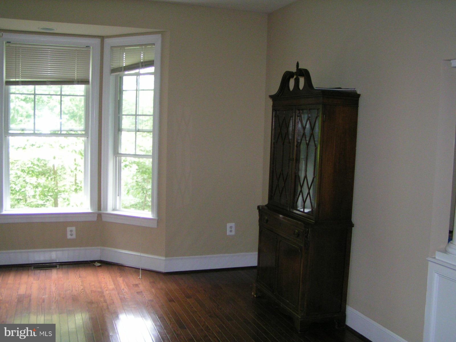 ESPERANZA FARMS - Residential Lease