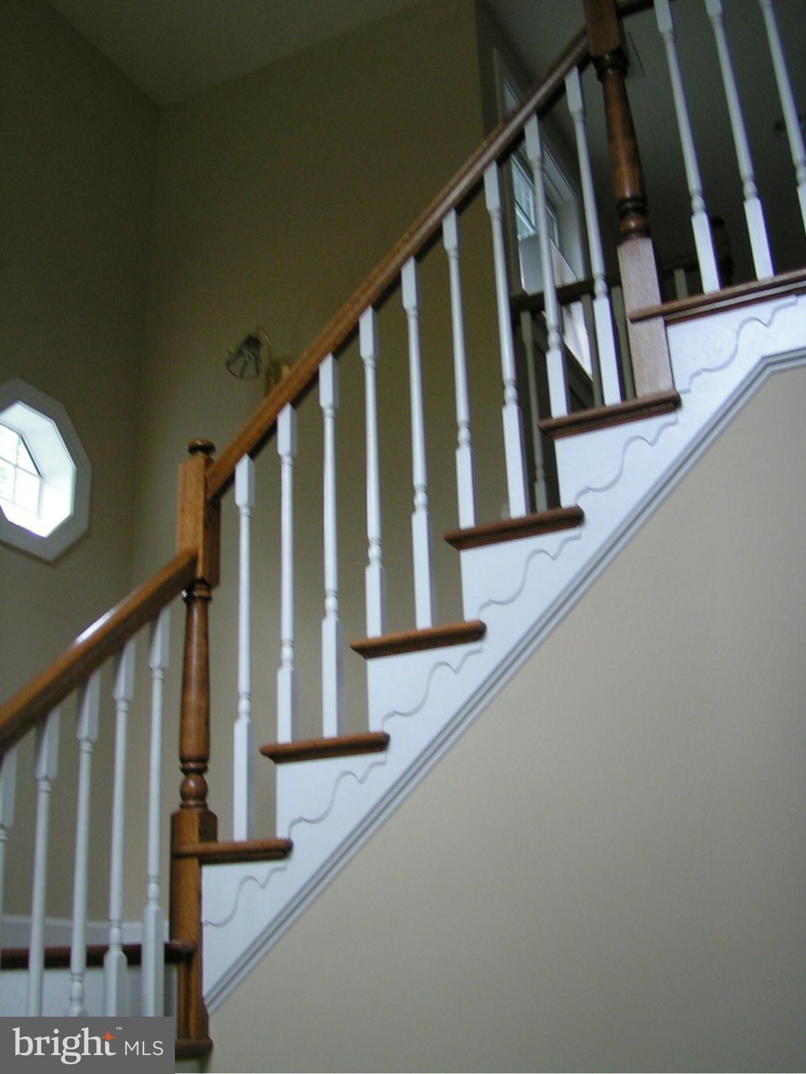 ESPERANZA FARMS - Residential Lease