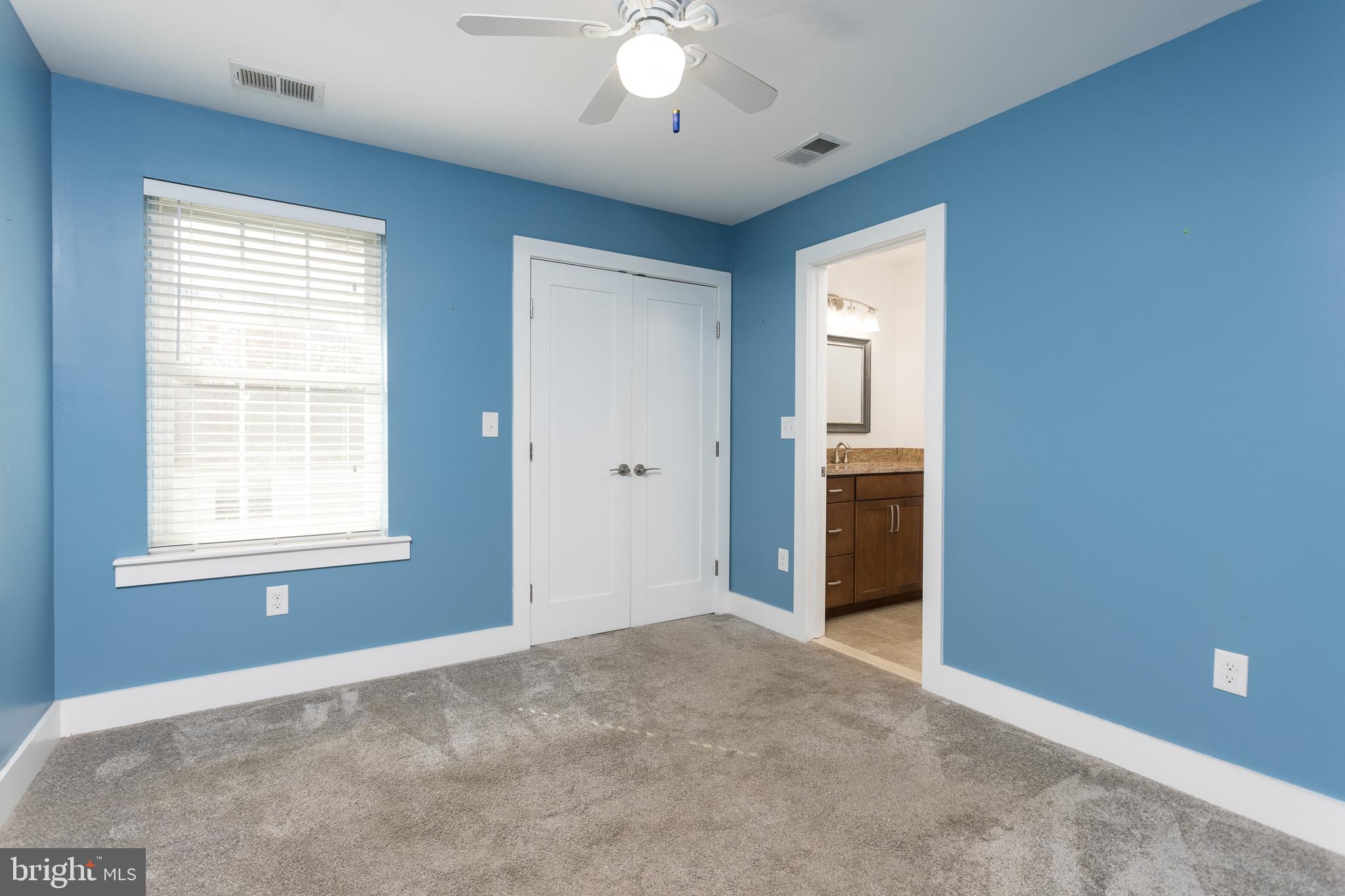 OLIVER BEACH - Residential