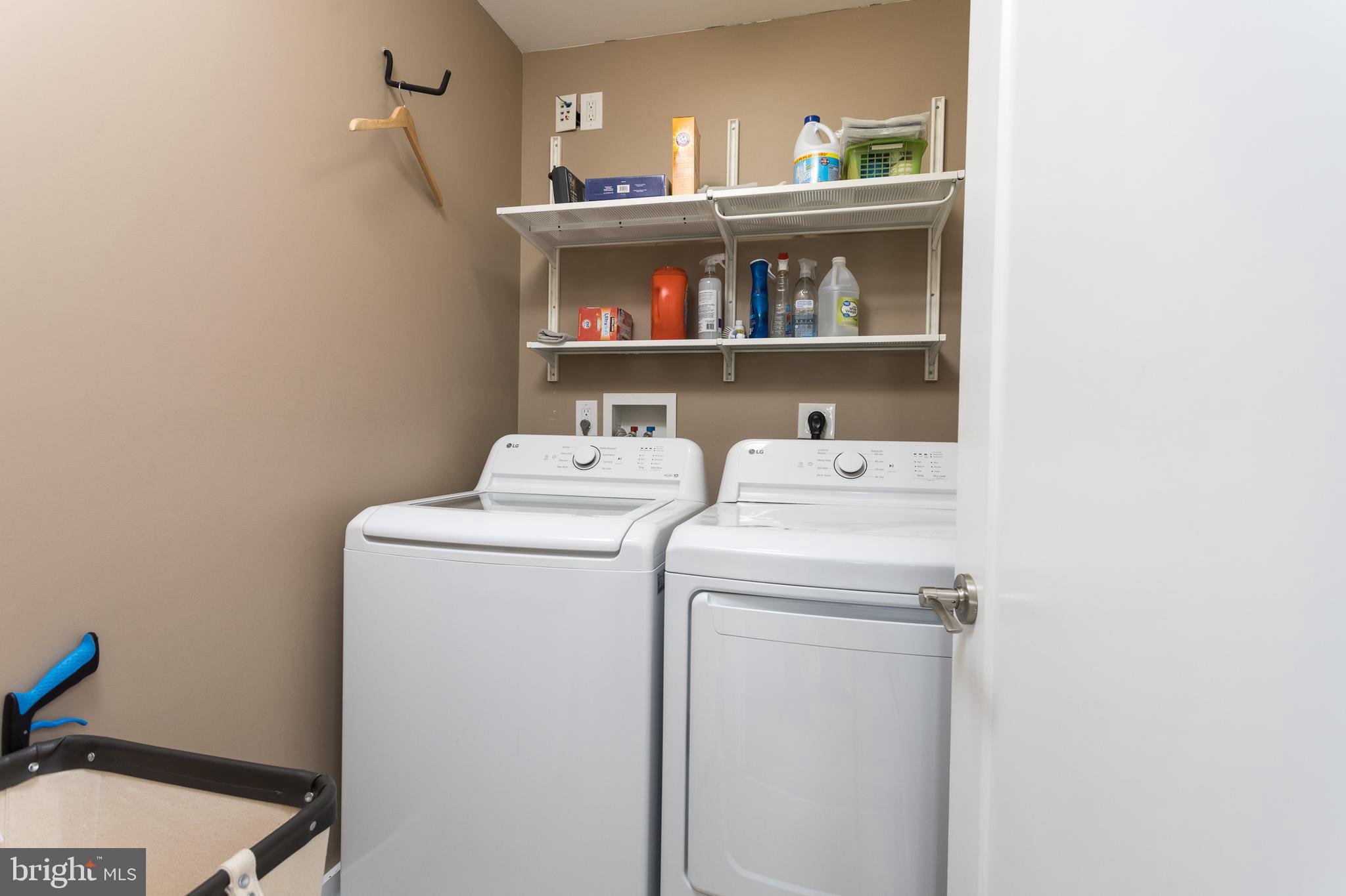 OLIVER BEACH - Residential