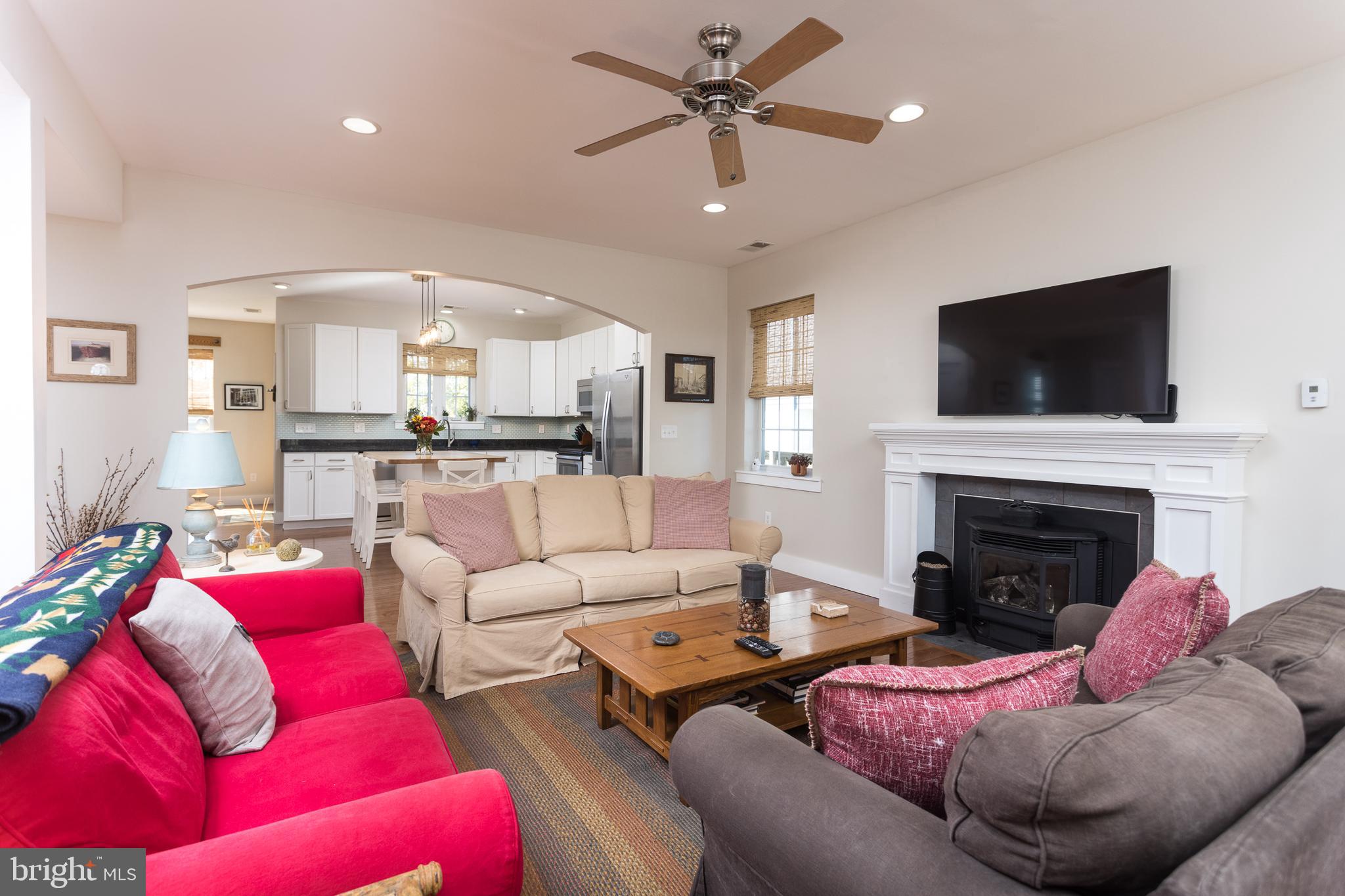 OLIVER BEACH - Residential