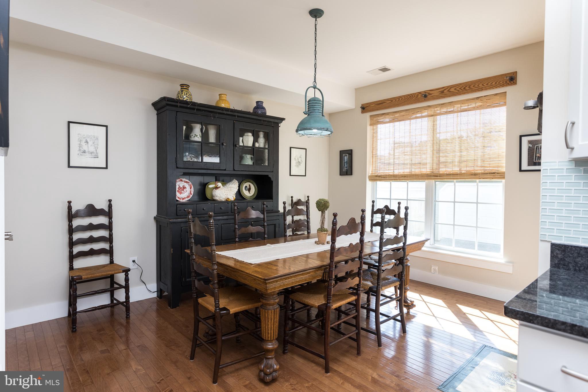 OLIVER BEACH - Residential