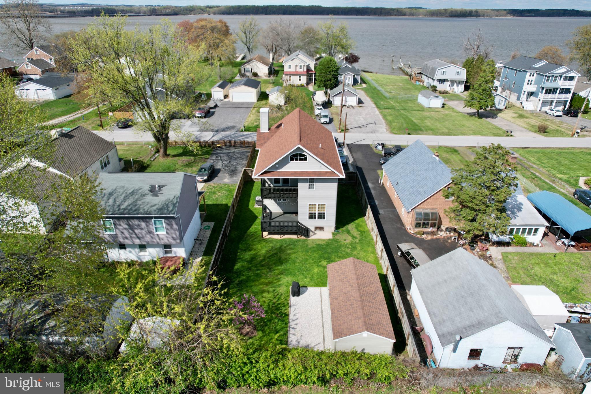OLIVER BEACH - Residential
