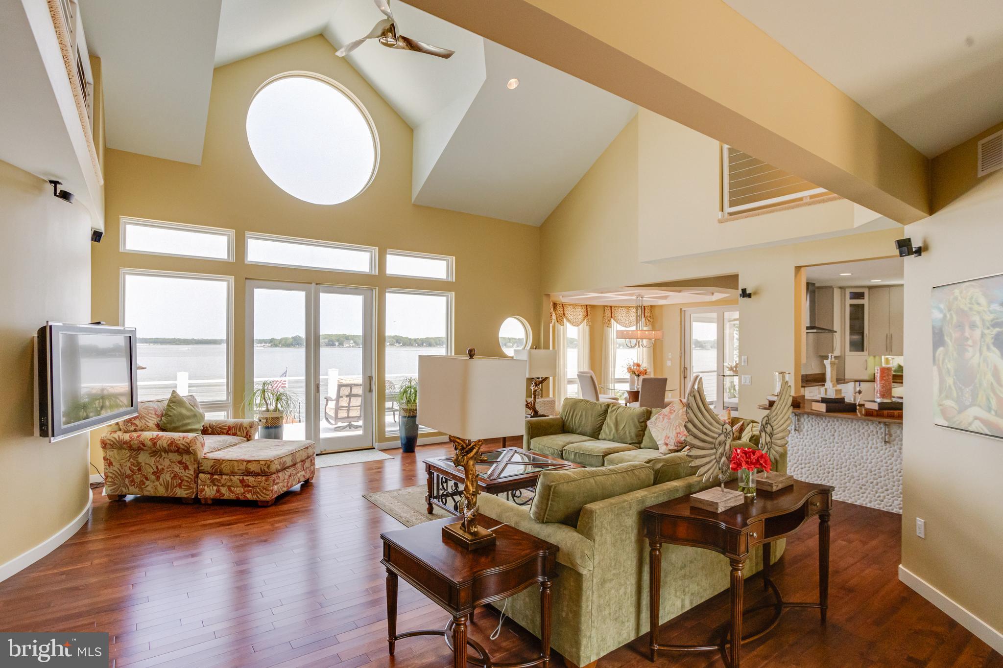 ROCKAWAY BEACH - Residential