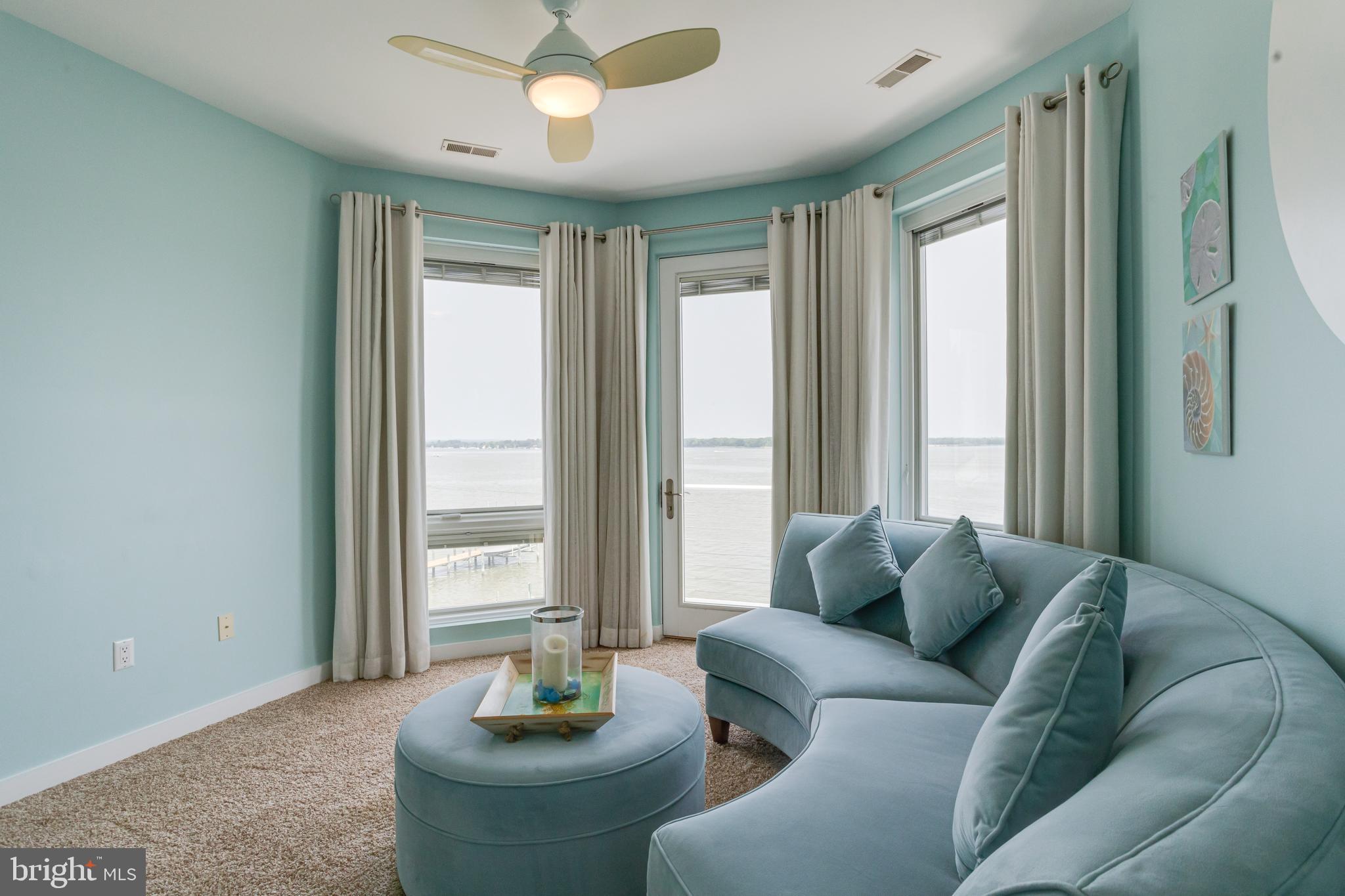 ROCKAWAY BEACH - Residential