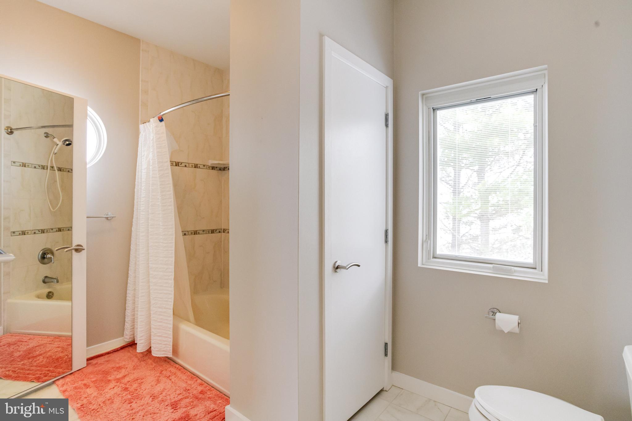 ROCKAWAY BEACH - Residential