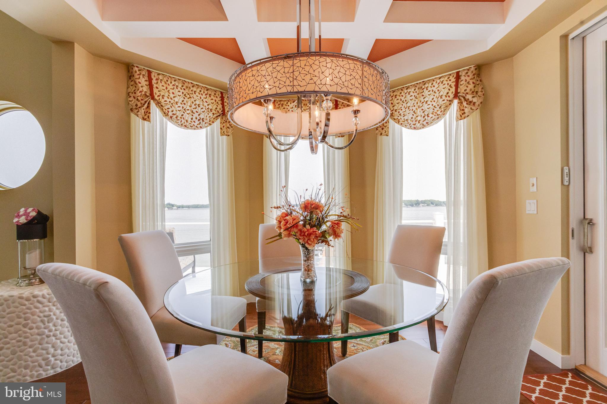 ROCKAWAY BEACH - Residential