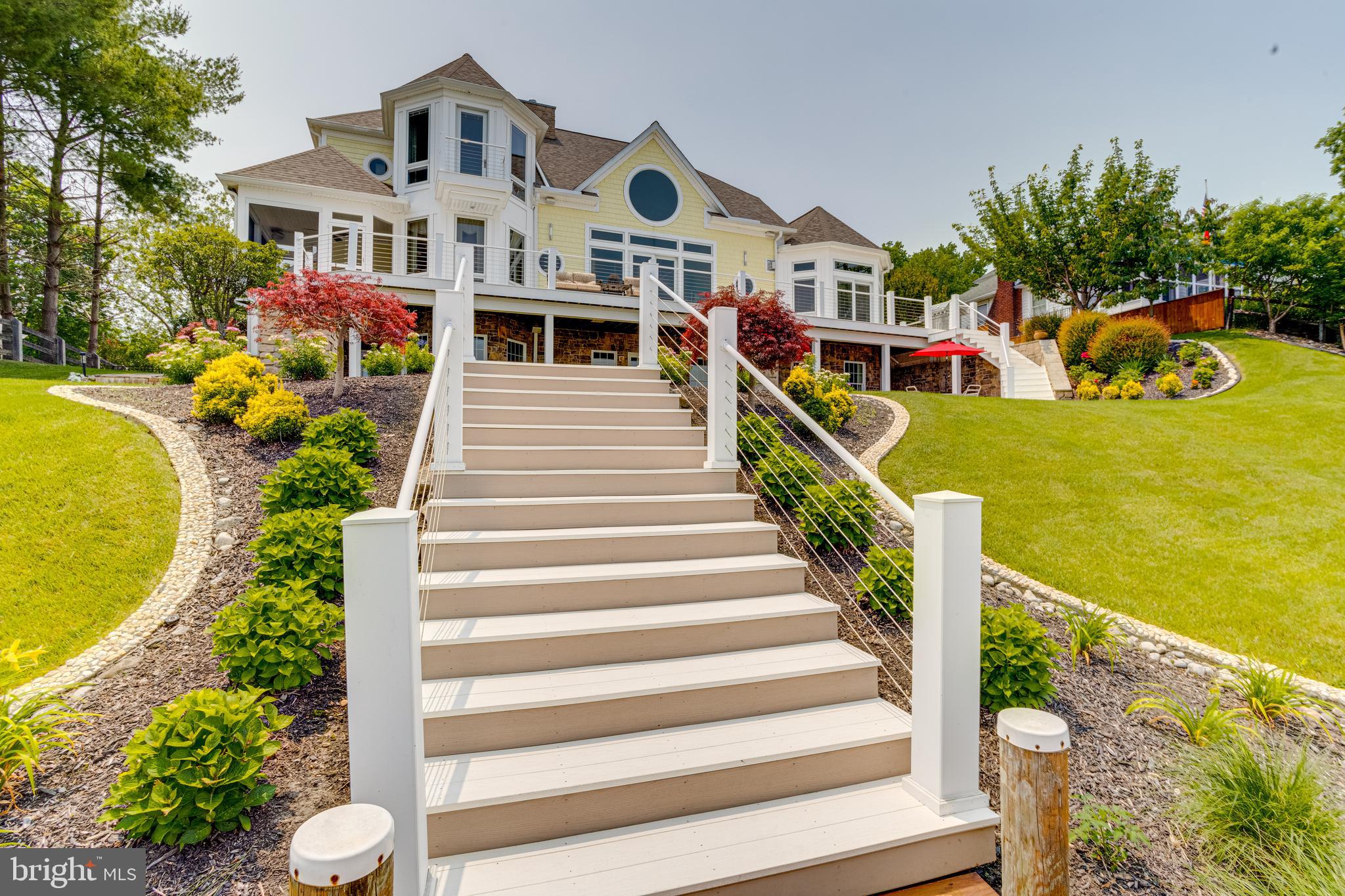 ROCKAWAY BEACH - Residential