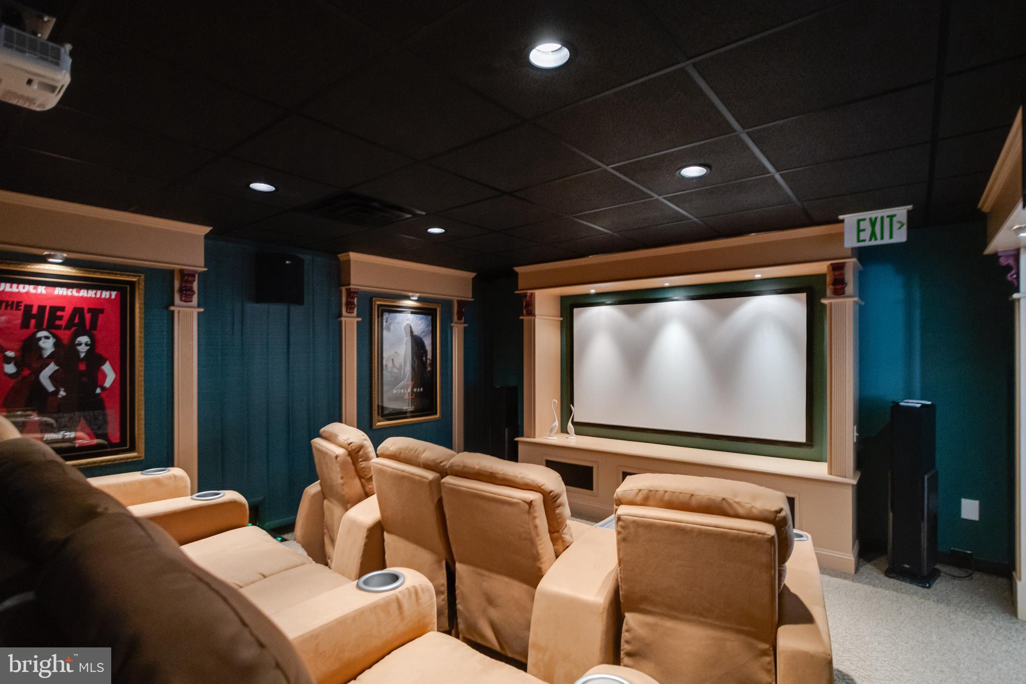 ROCKAWAY BEACH - Residential