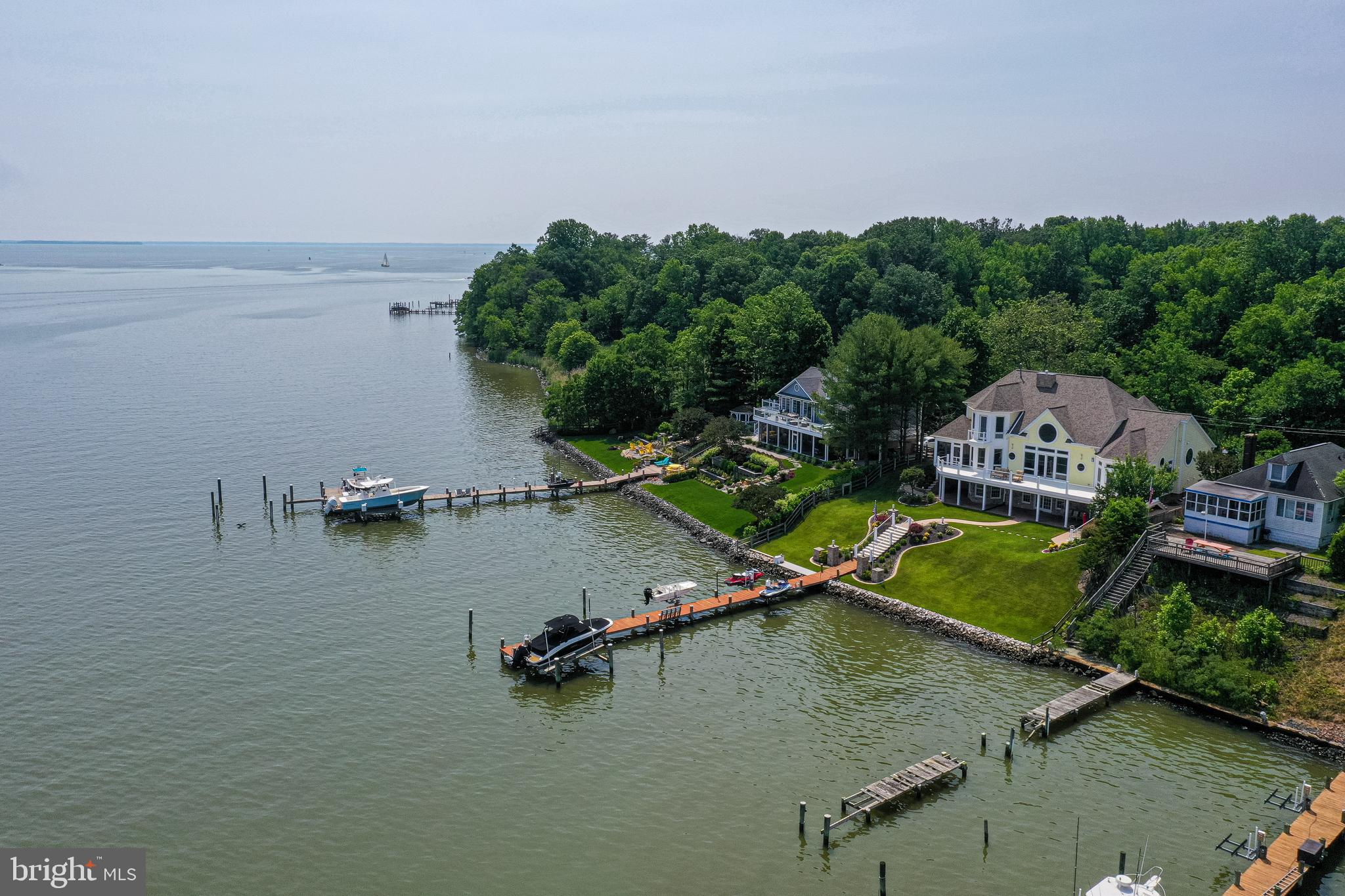 ROCKAWAY BEACH - Residential