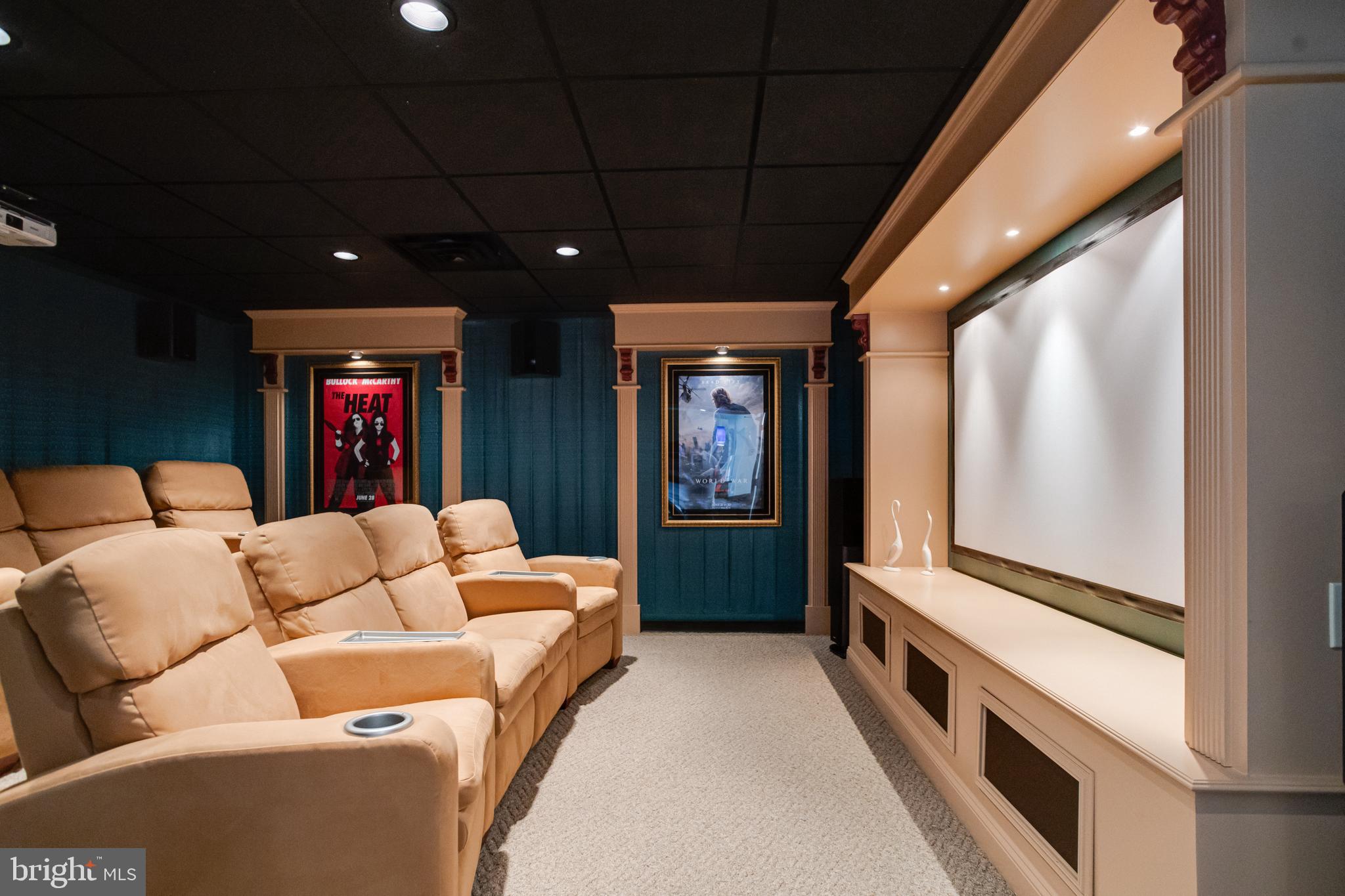 ROCKAWAY BEACH - Residential