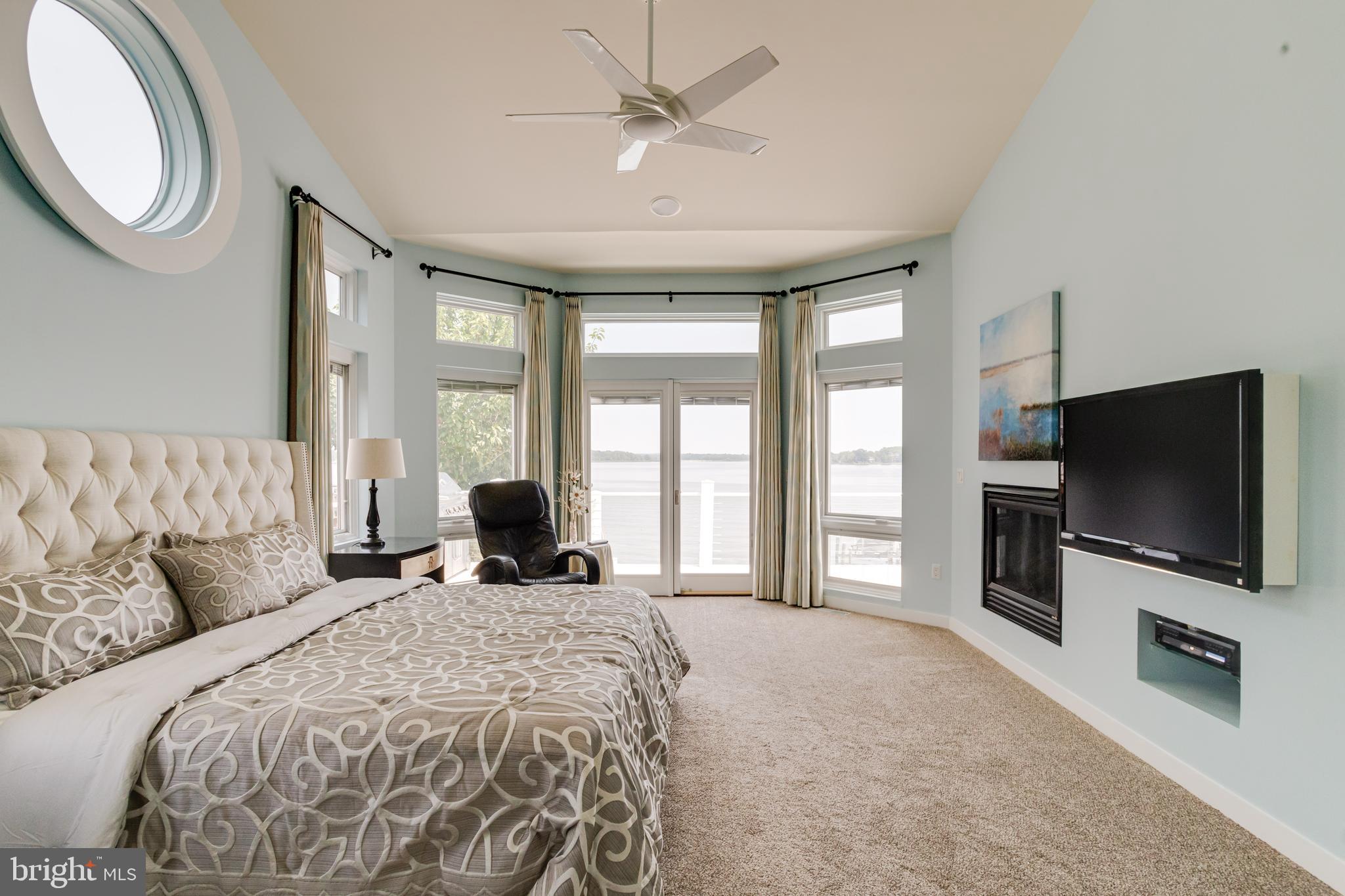 ROCKAWAY BEACH - Residential