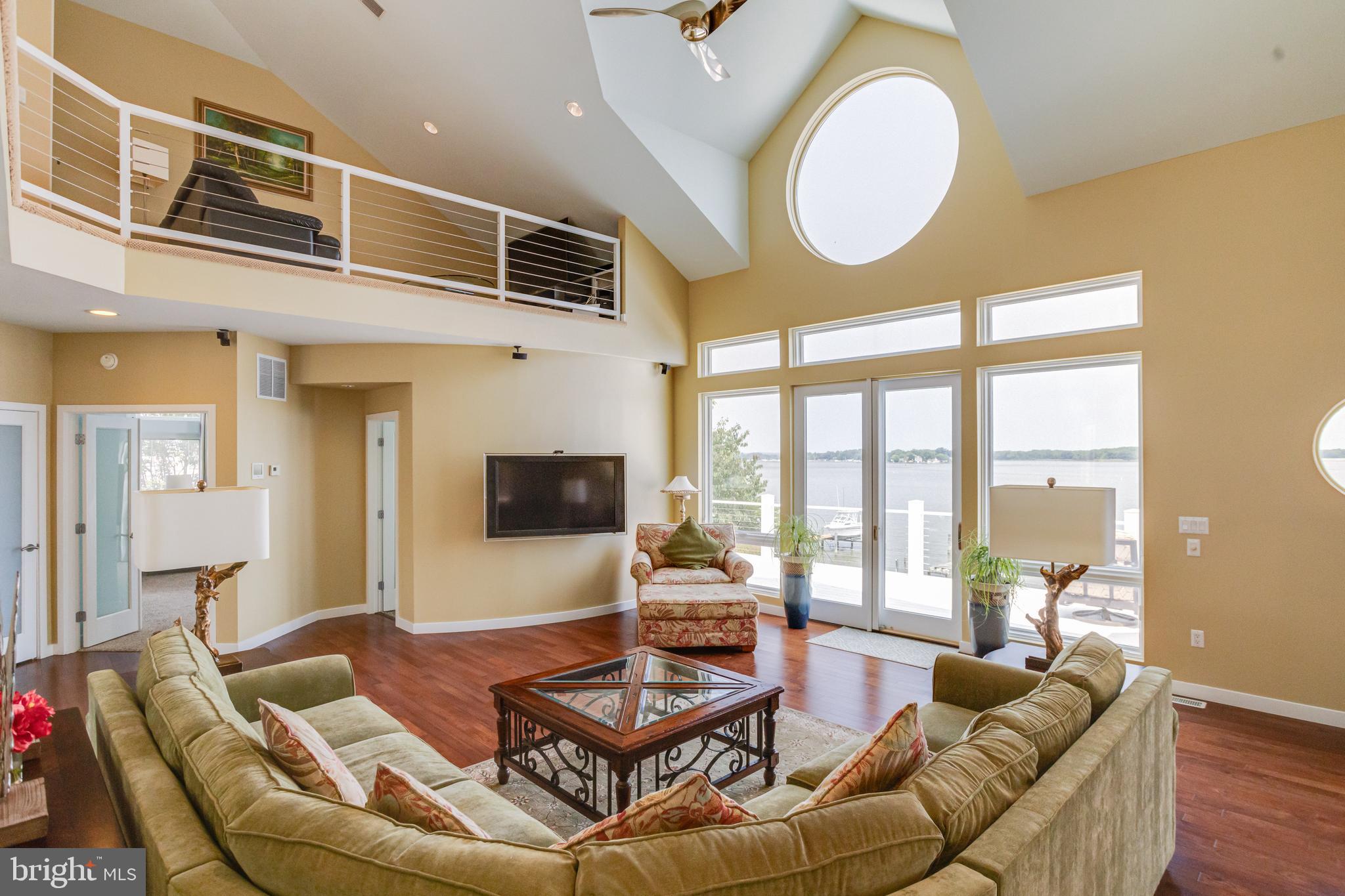 ROCKAWAY BEACH - Residential