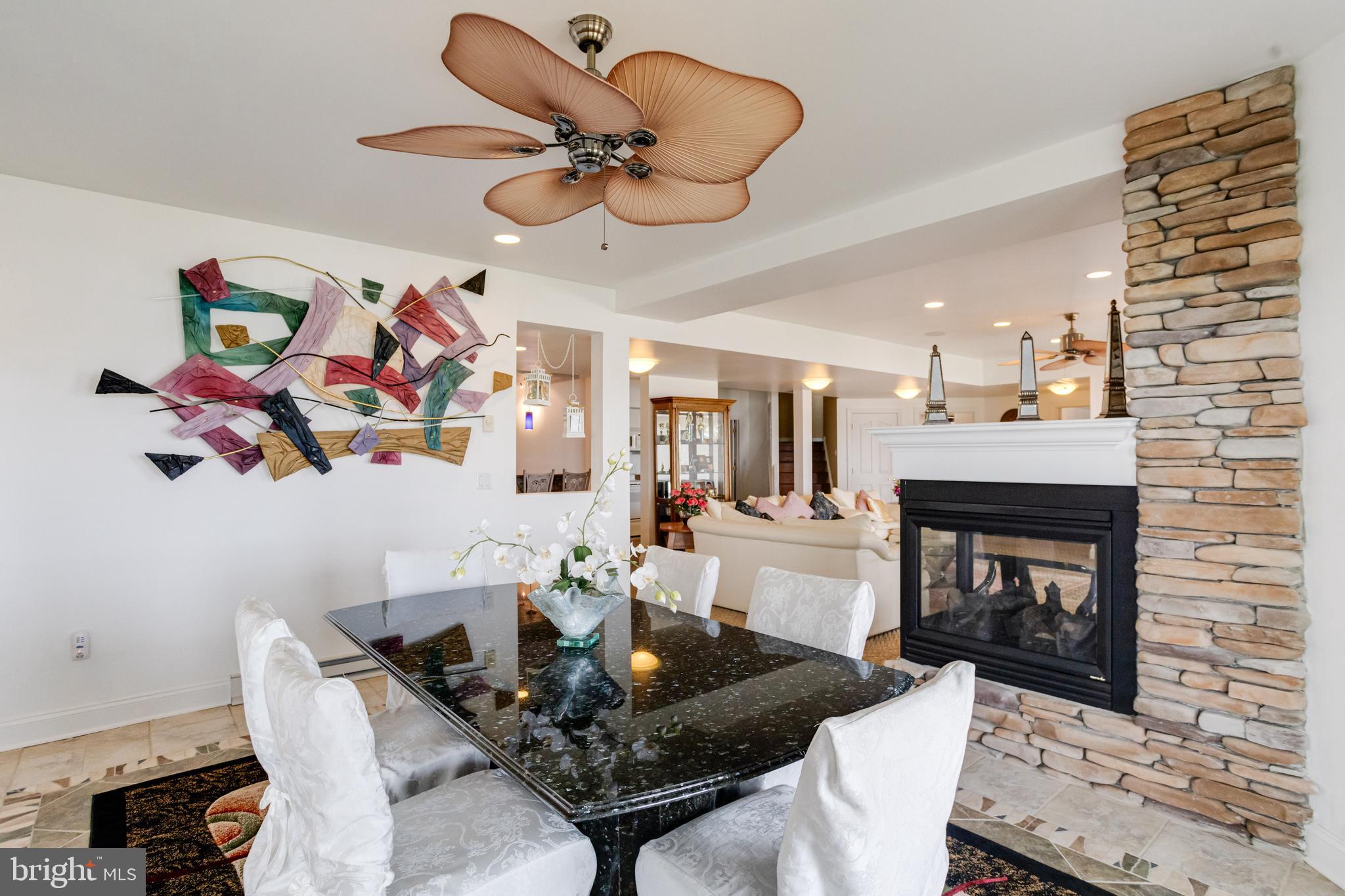 ROCKAWAY BEACH - Residential