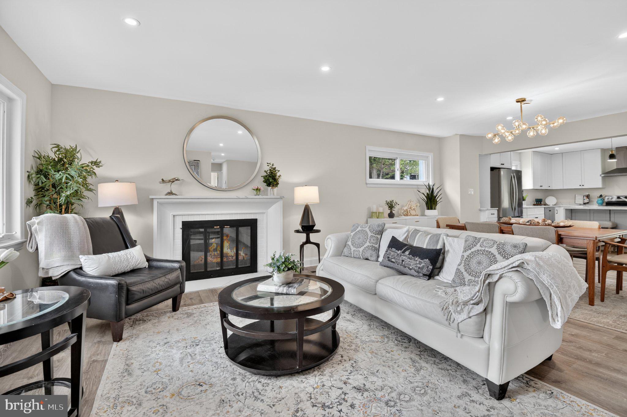 WHEATON FOREST - Residential