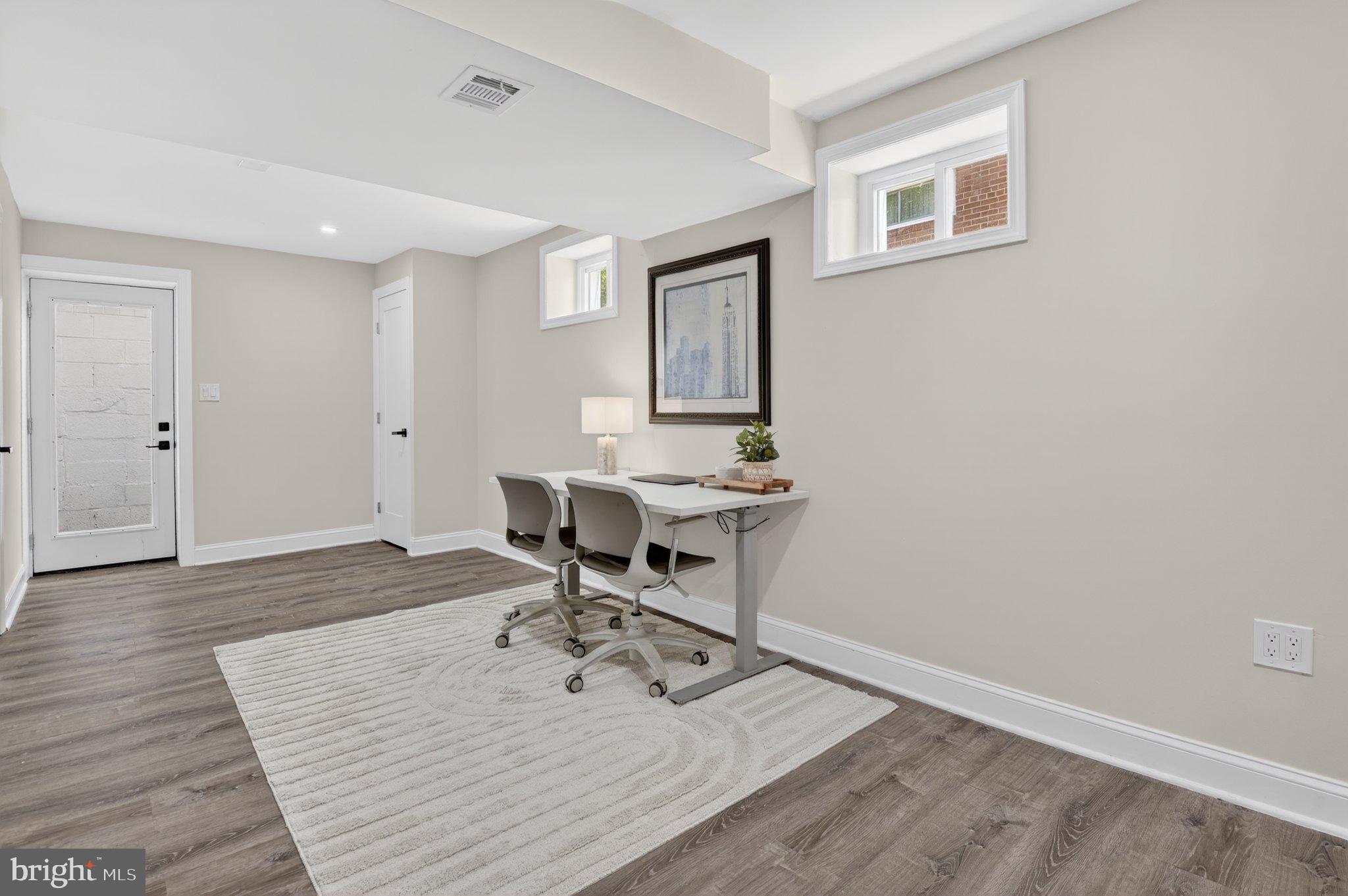 WHEATON FOREST - Residential