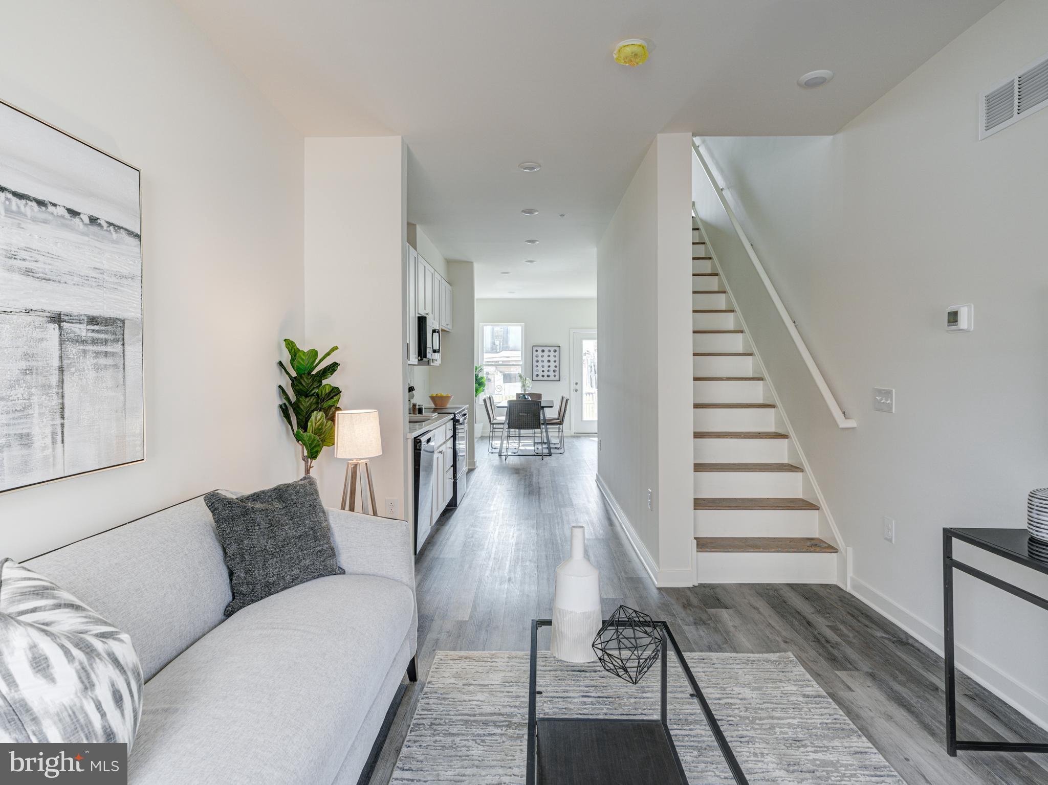 PORT RICHMOND - Residential