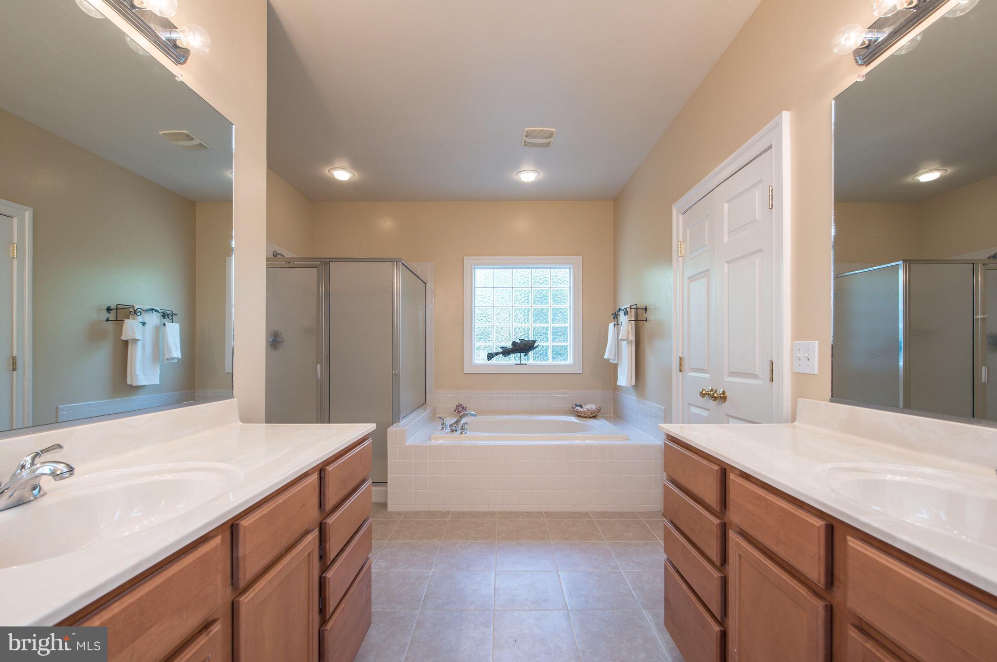 RIVER CLUB ESTATES - Residential