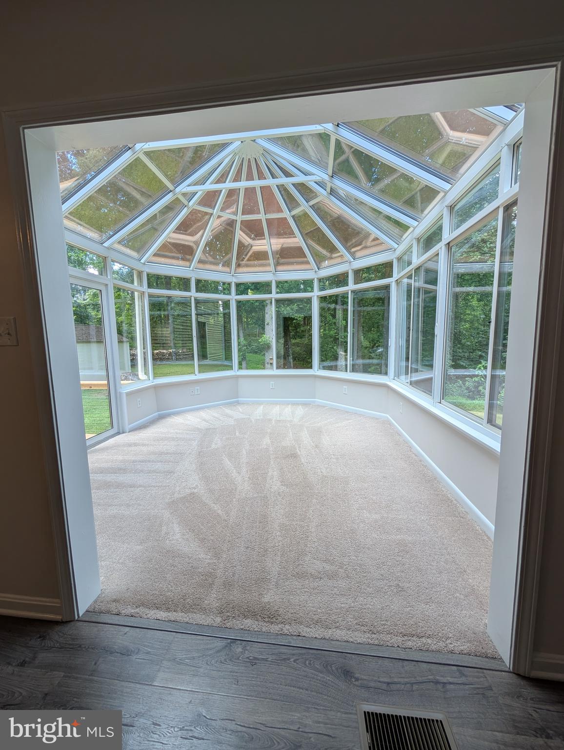 HIGH KNOB - Residential Lease