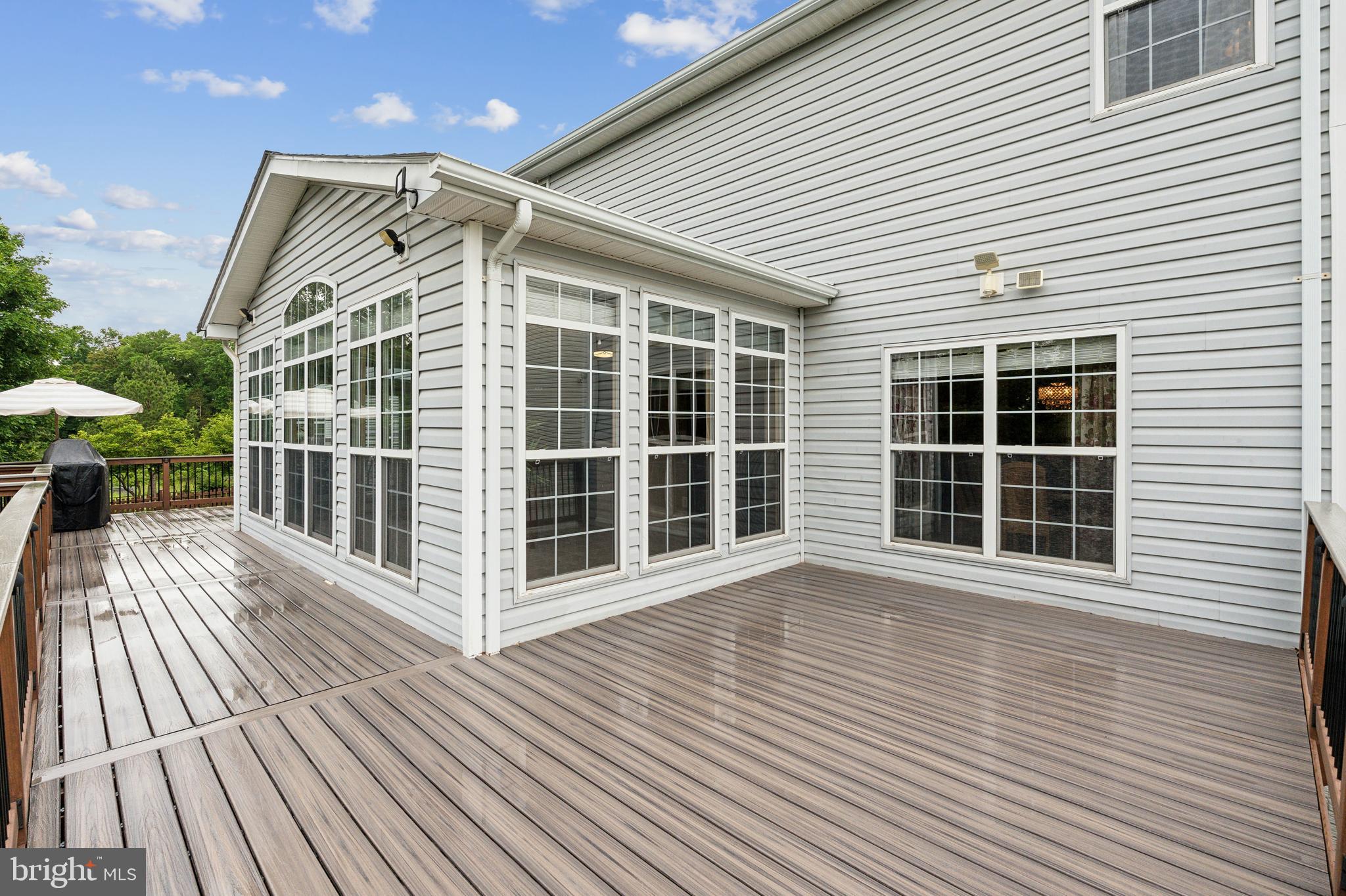 BARRETTS CROSSING - Residential