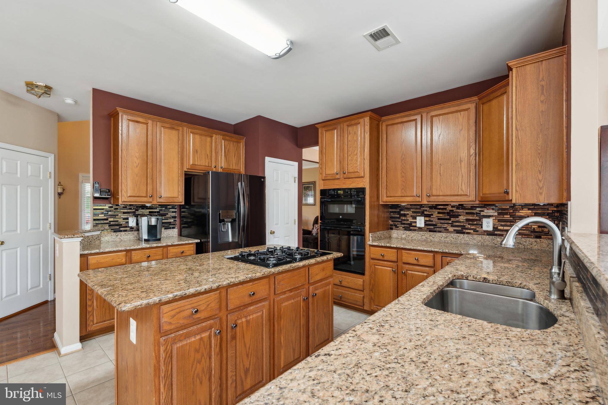 BARRETTS CROSSING - Residential