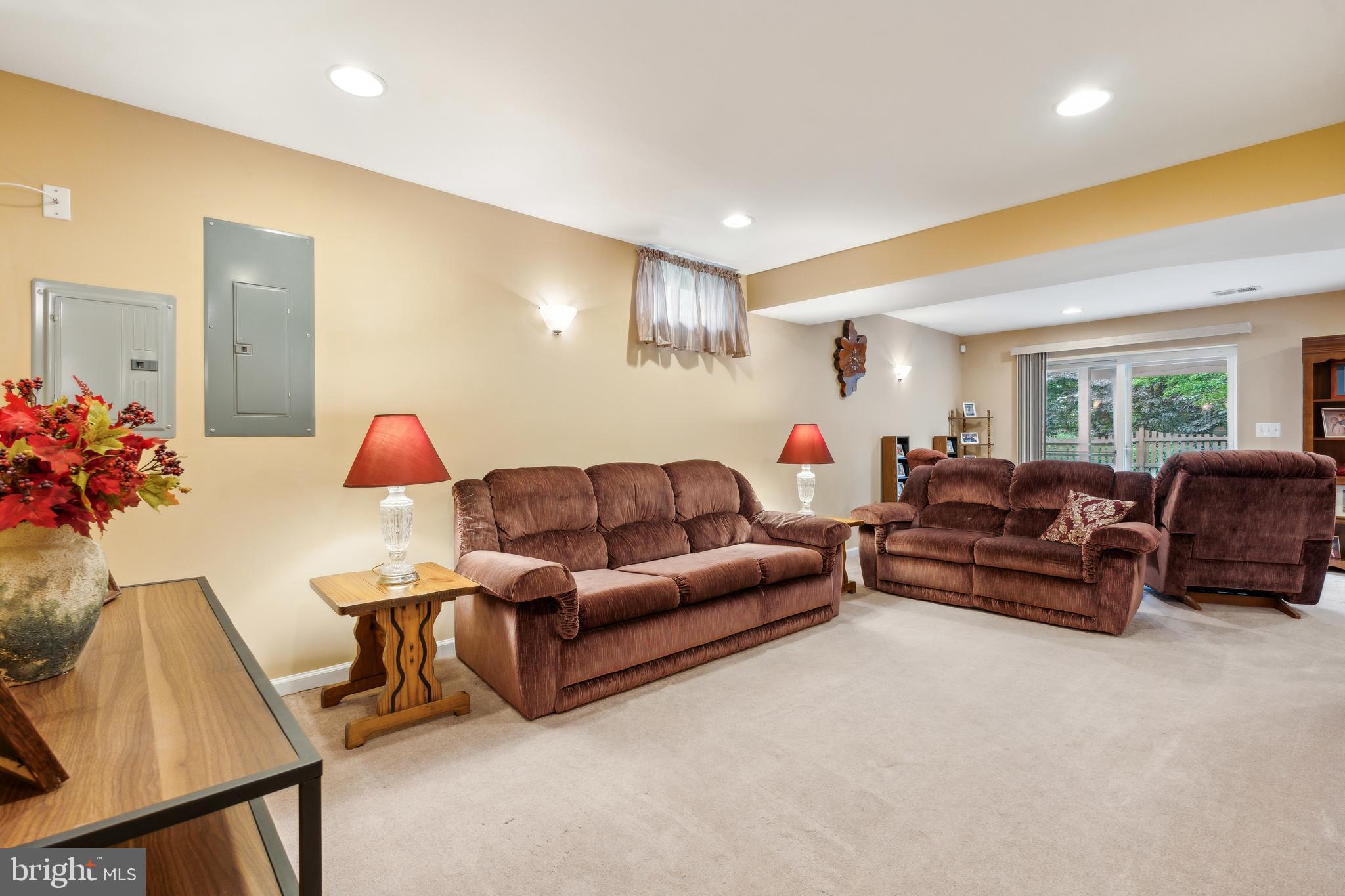 BARRETTS CROSSING - Residential