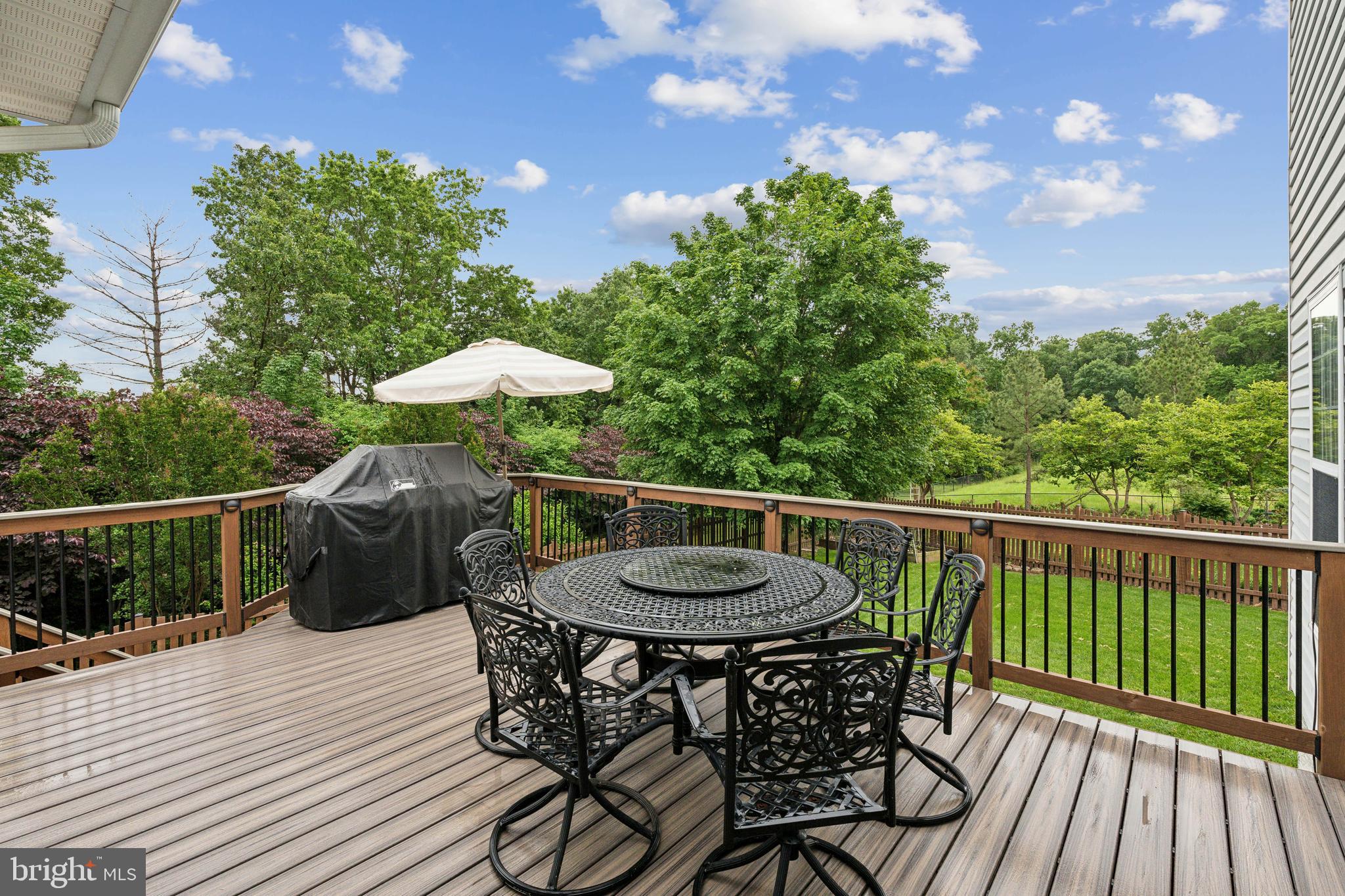 BARRETTS CROSSING - Residential