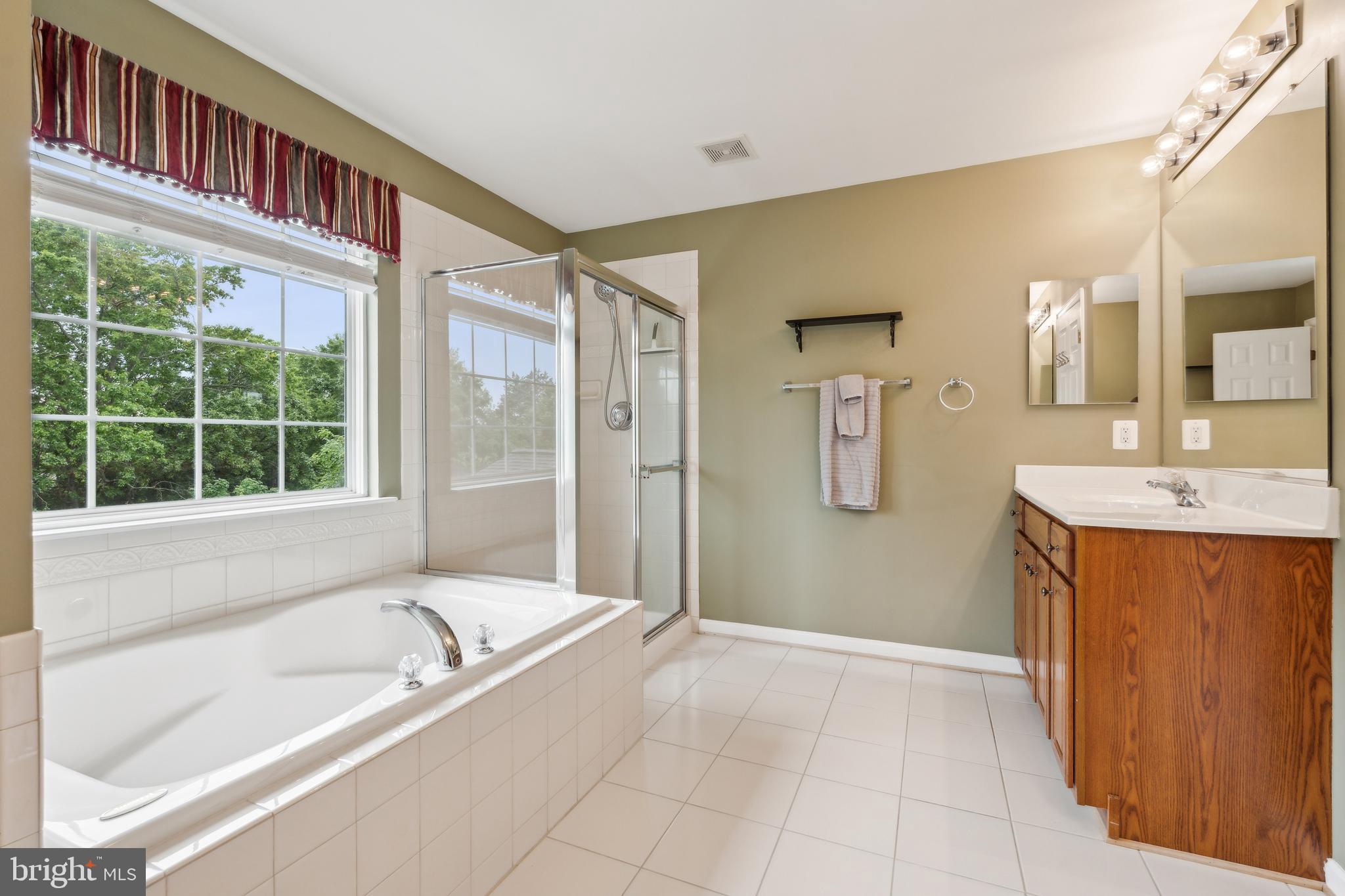 BARRETTS CROSSING - Residential