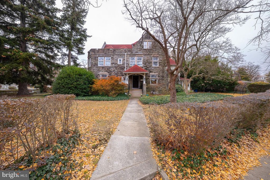 Photo of 6323 Sherwood Road, PHILADELPHIA, PA 19151 (MLS # PAPH2545124)