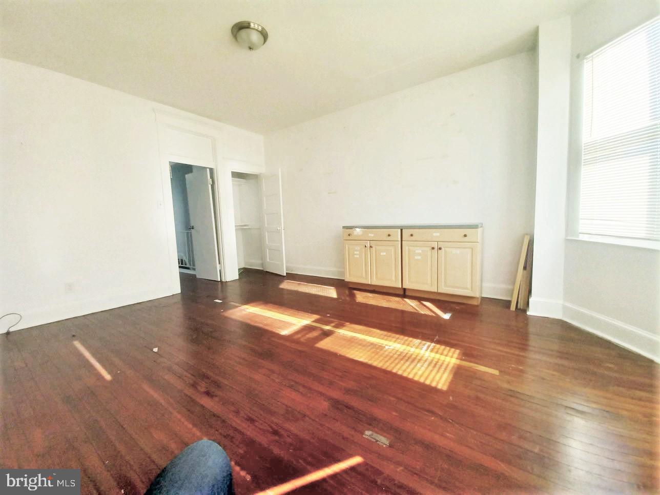 BELAIR-EDISON - Residential Lease