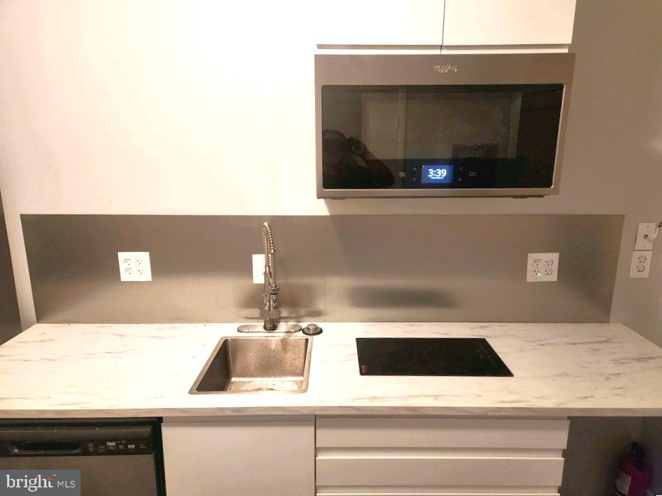 BELAIR-EDISON - Residential Lease