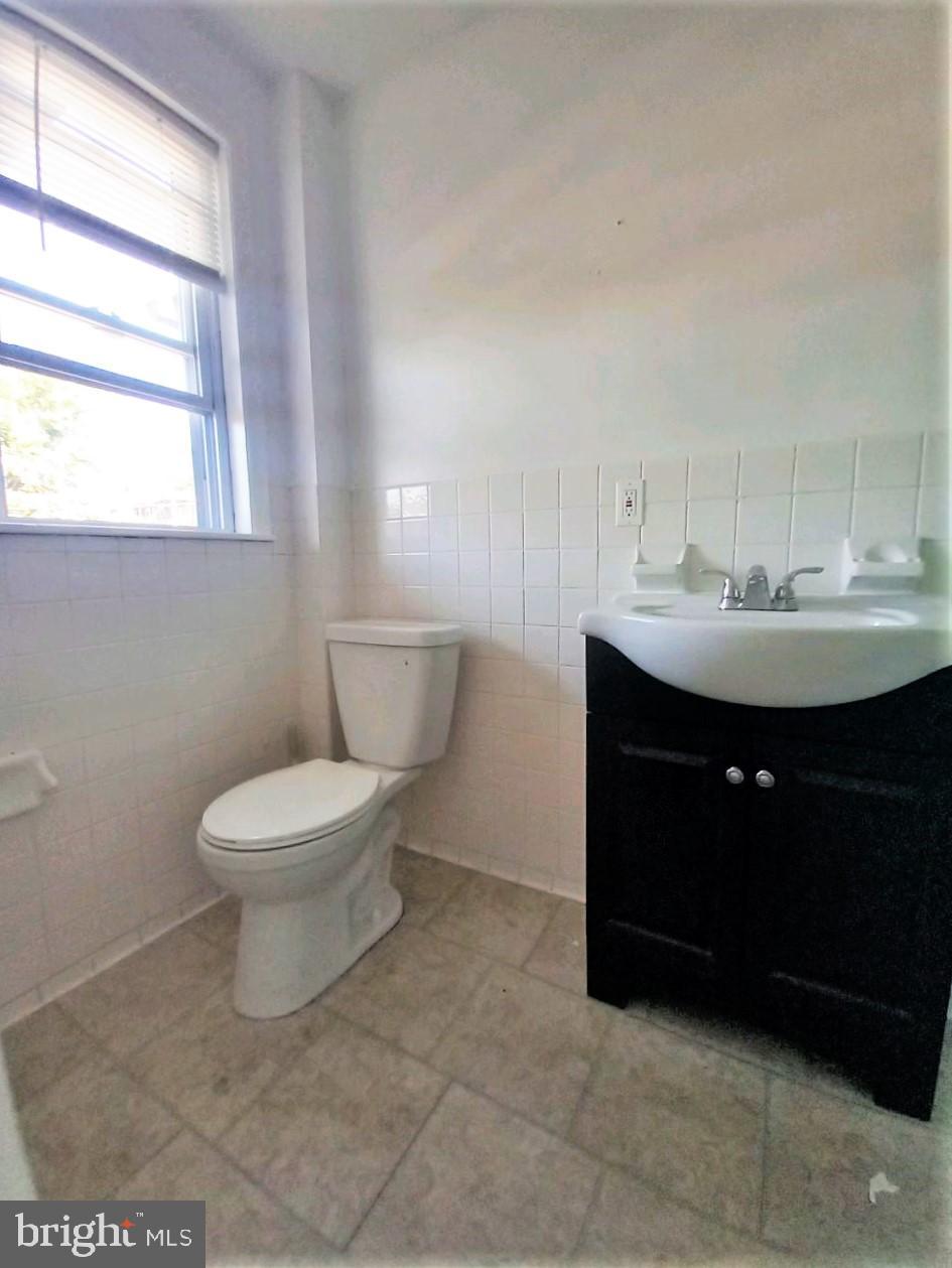 BELAIR-EDISON - Residential Lease