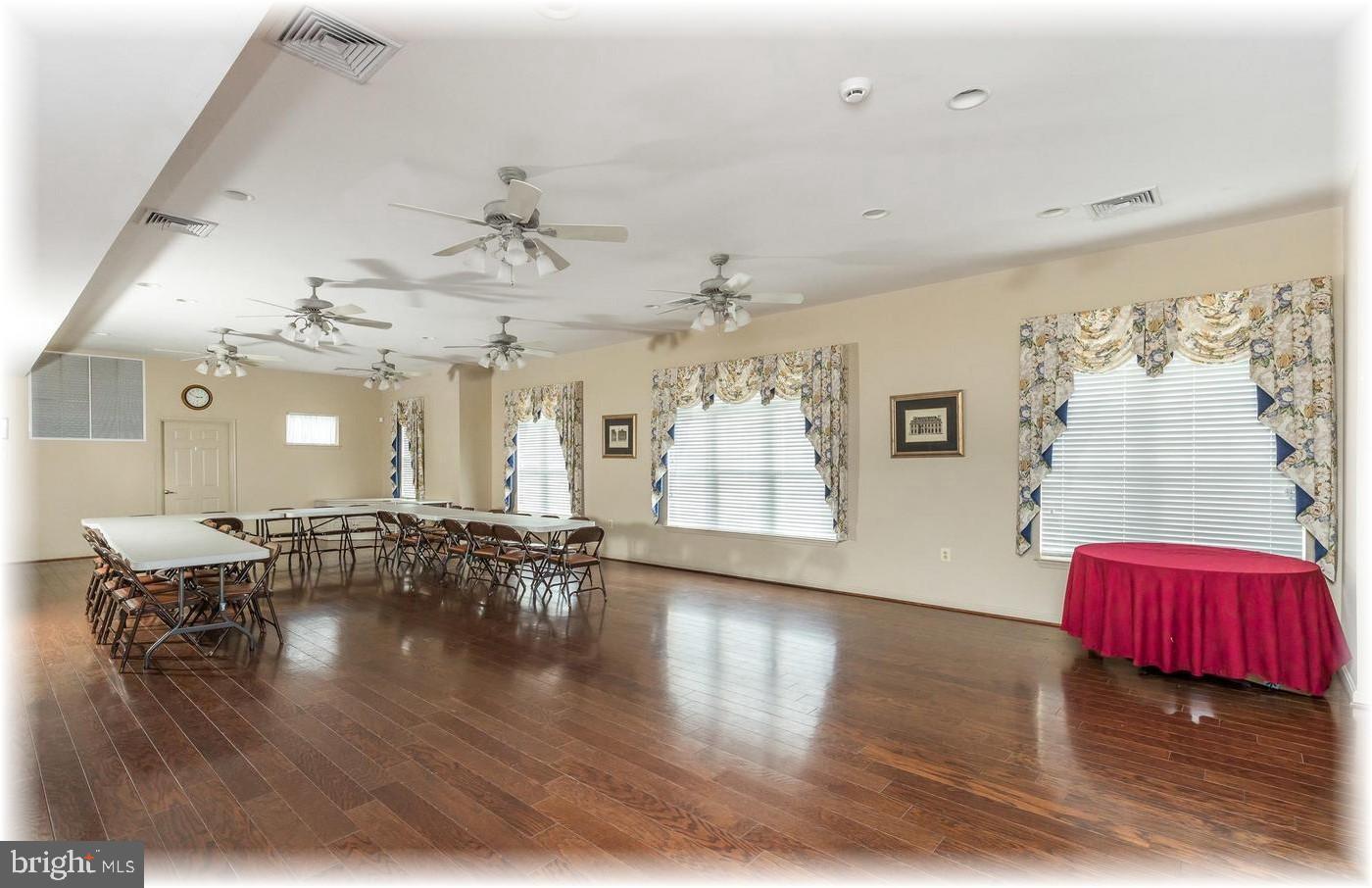 GREENHAVEN - Residential