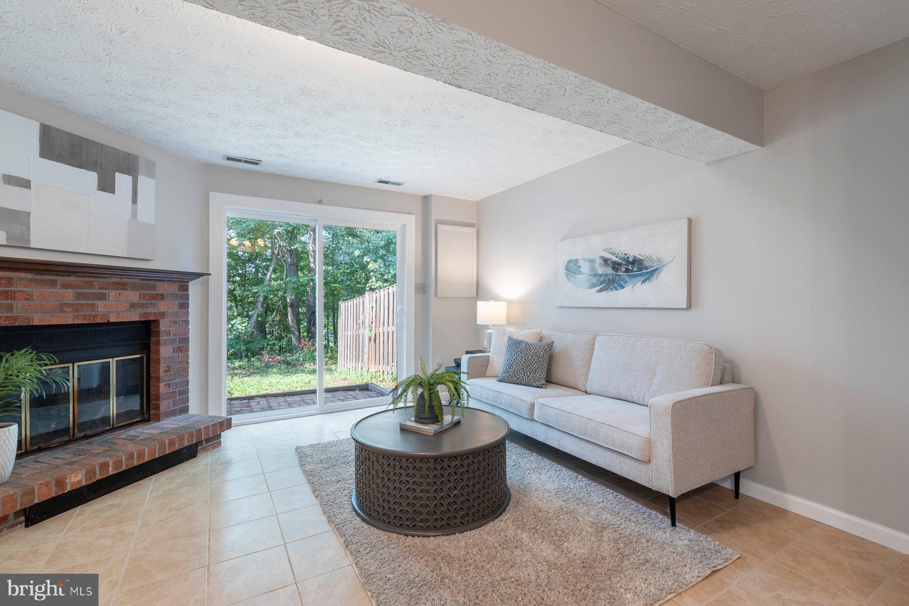 NEWINGTON COMMONS - Residential