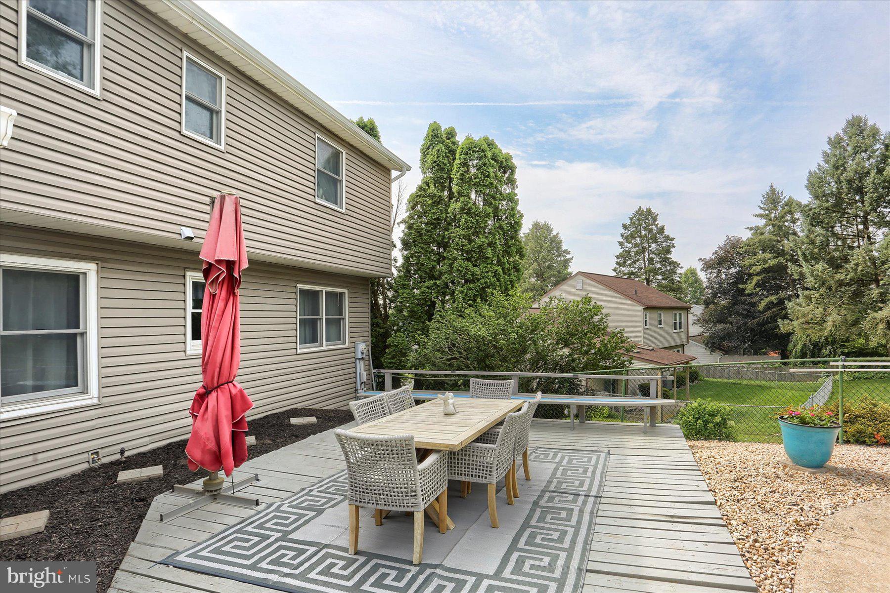 DEIMLER MANOR - Residential