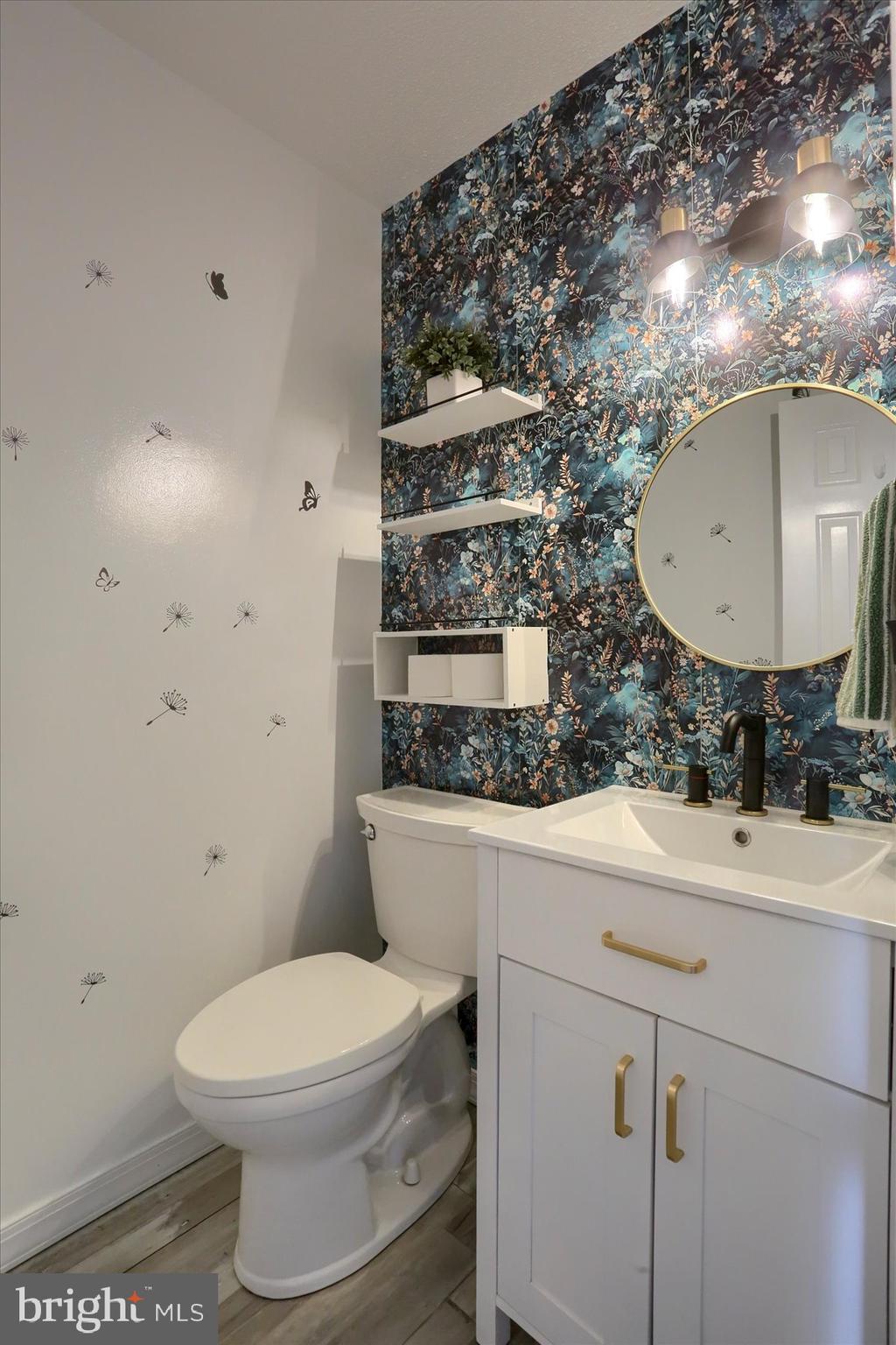 DEIMLER MANOR - Residential