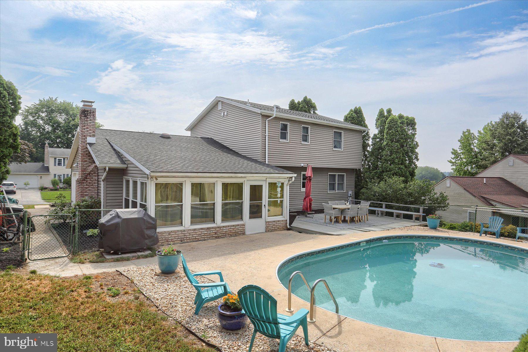 DEIMLER MANOR - Residential