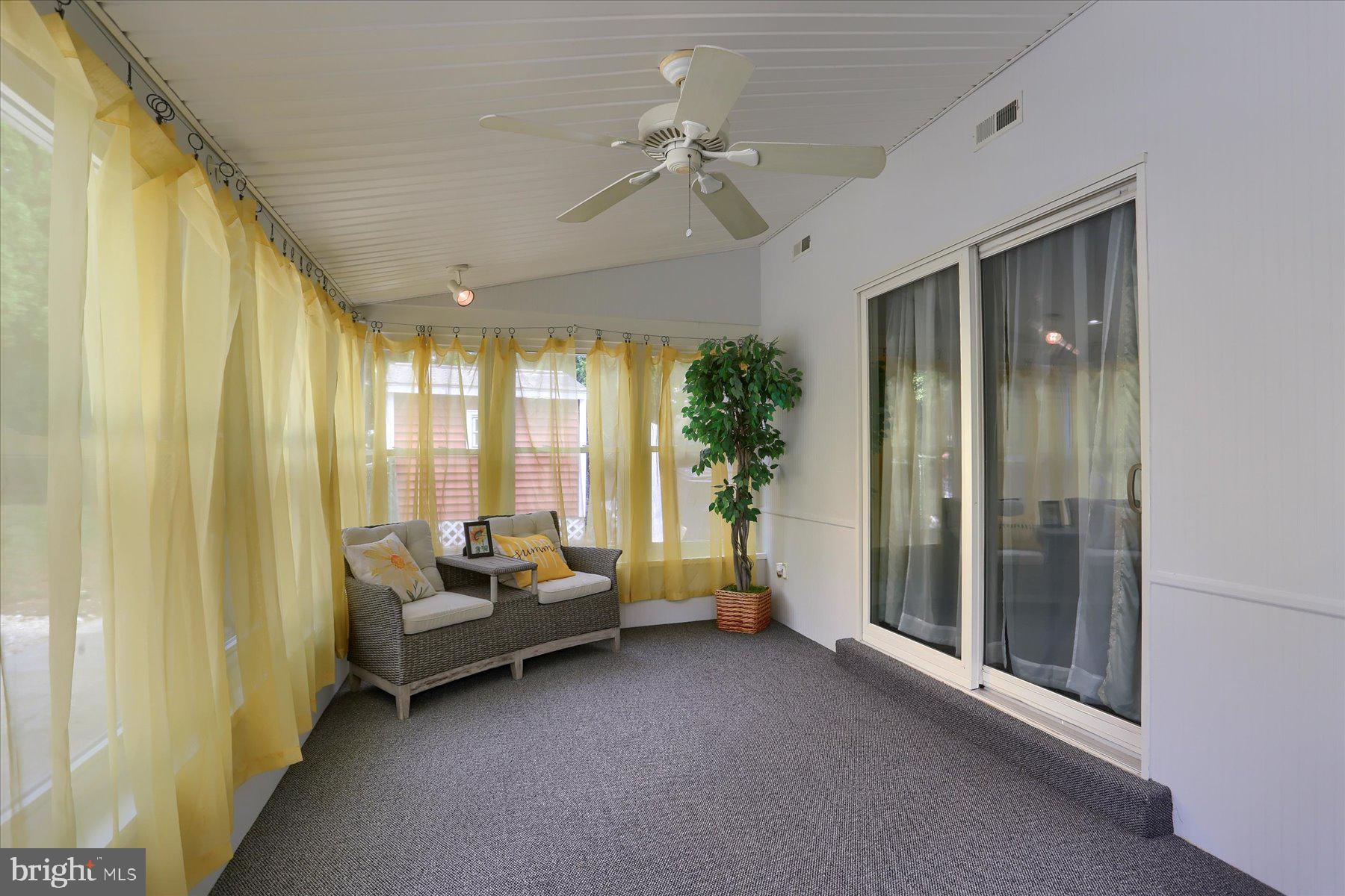 DEIMLER MANOR - Residential