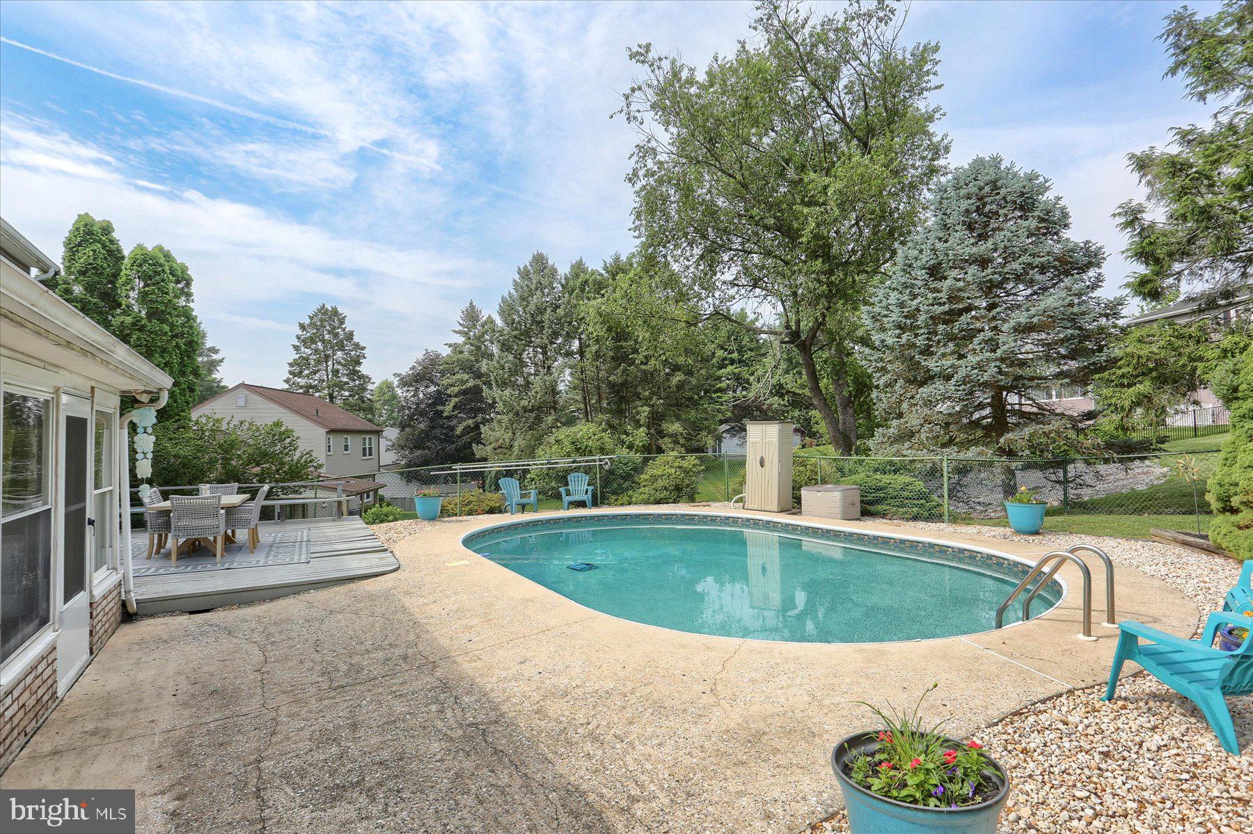 DEIMLER MANOR - Residential