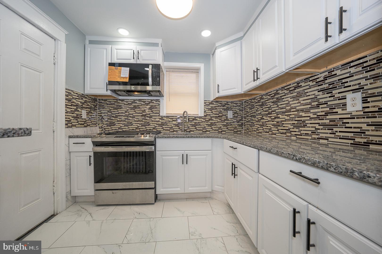 STONEHURST - Residential