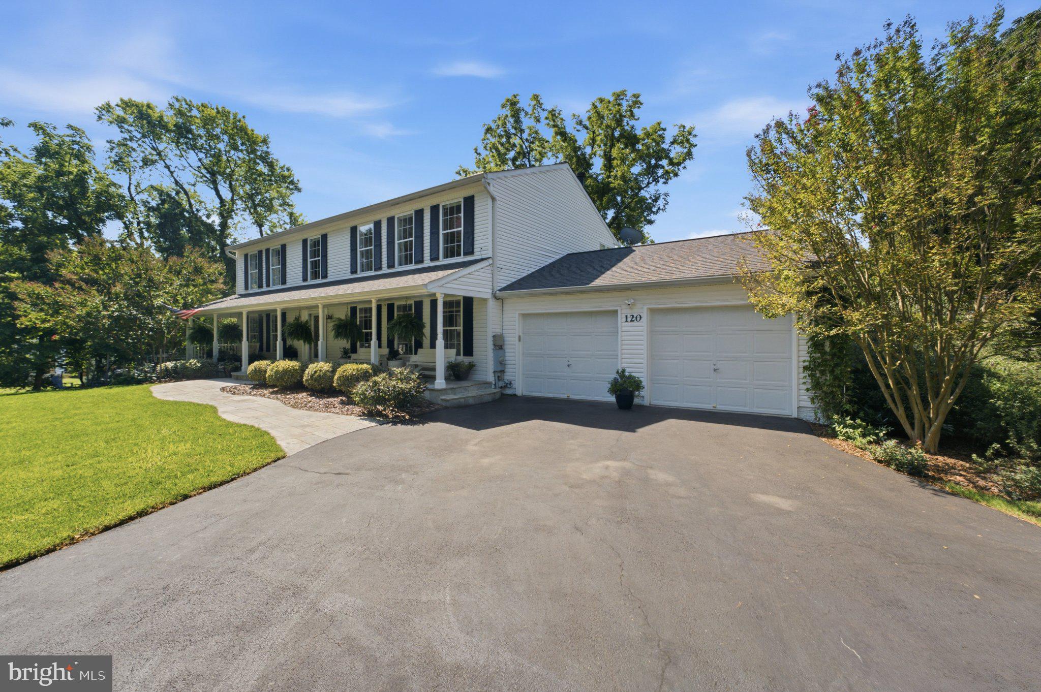 120 AMBERLEIGH DRIVE