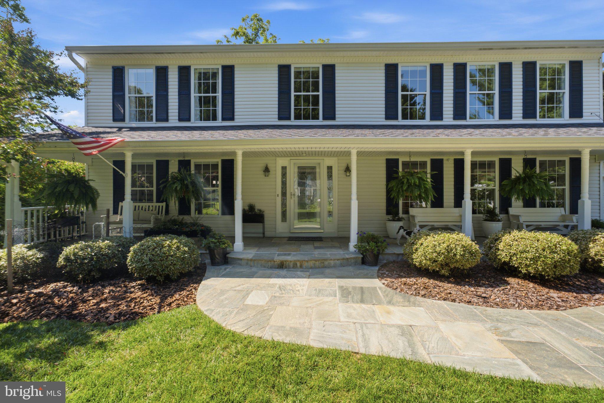 120 AMBERLEIGH DRIVE