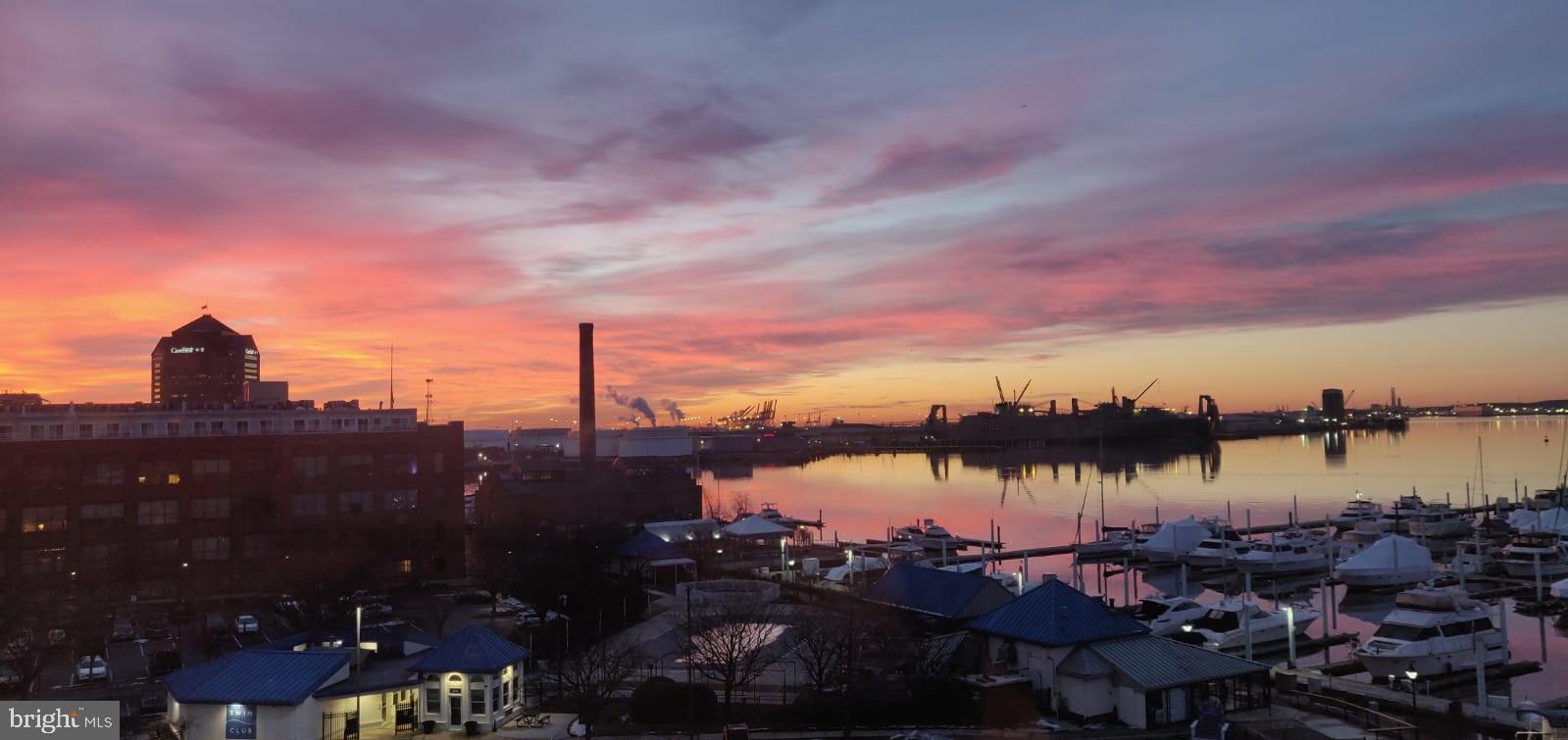 LIGHTHOUSE POINT EAST - Residential